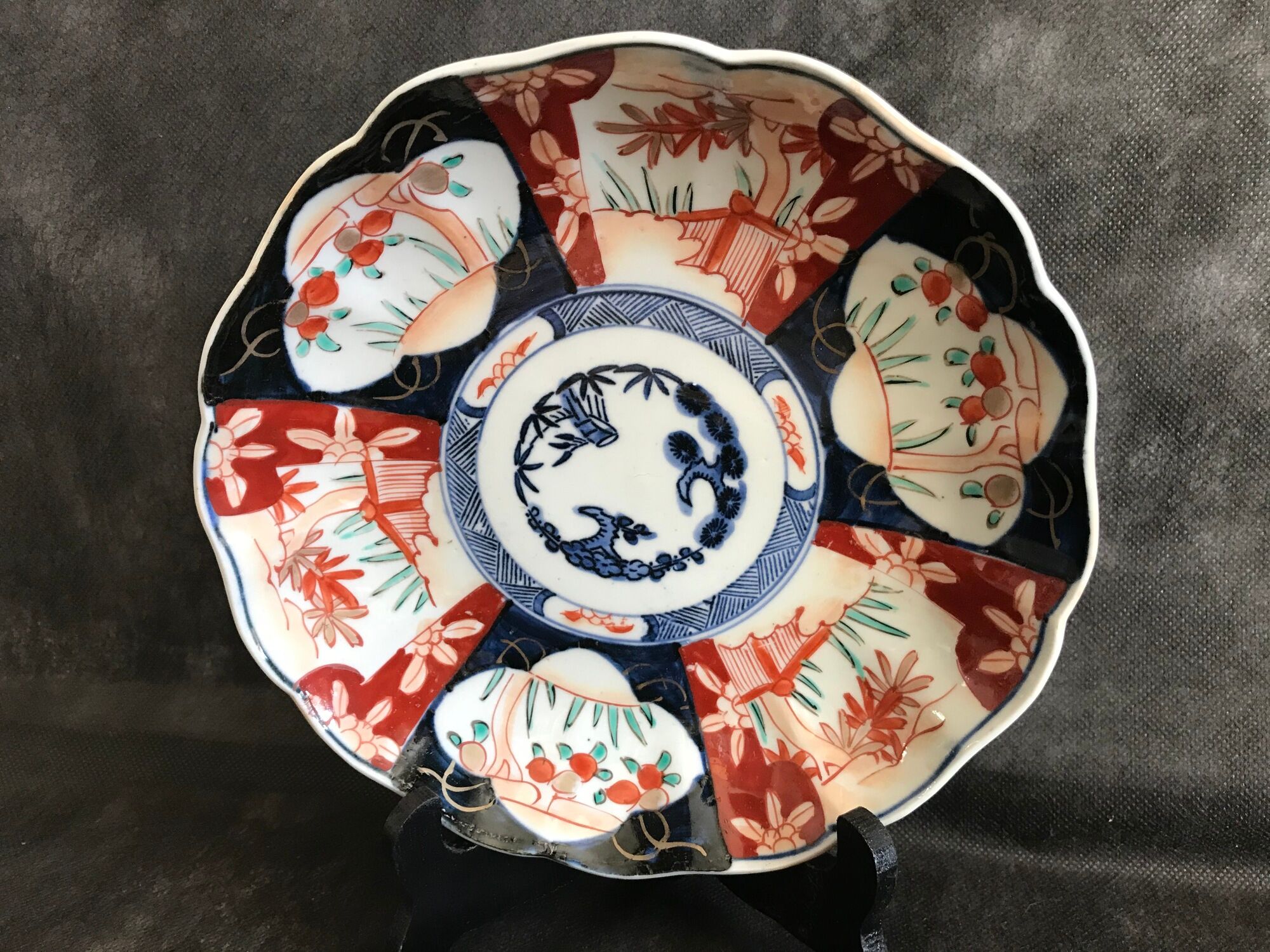 1065 Plates (3) - Imari - Porcelain - Japan - Meiji Period (1868-1912)