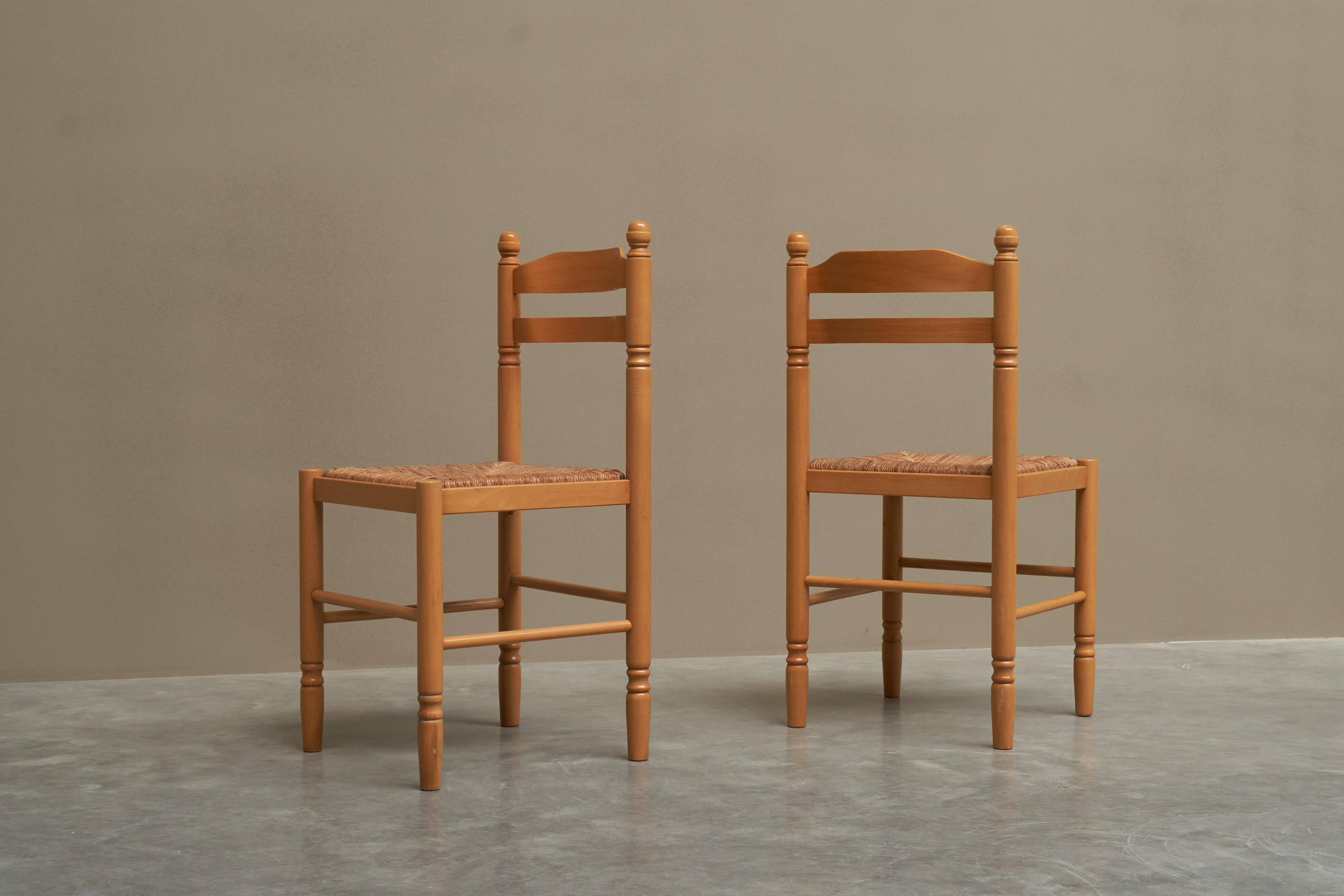 Set of 4 Mid Century beech dining chairs from the 1970s.