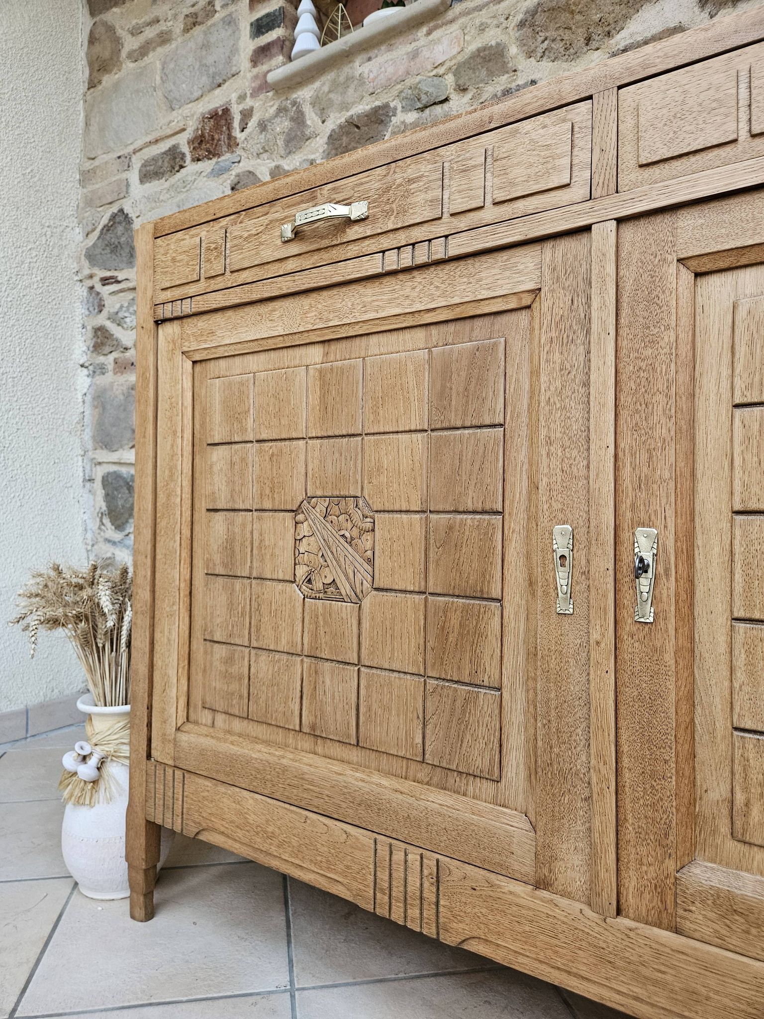 Buffet parisien art déco 