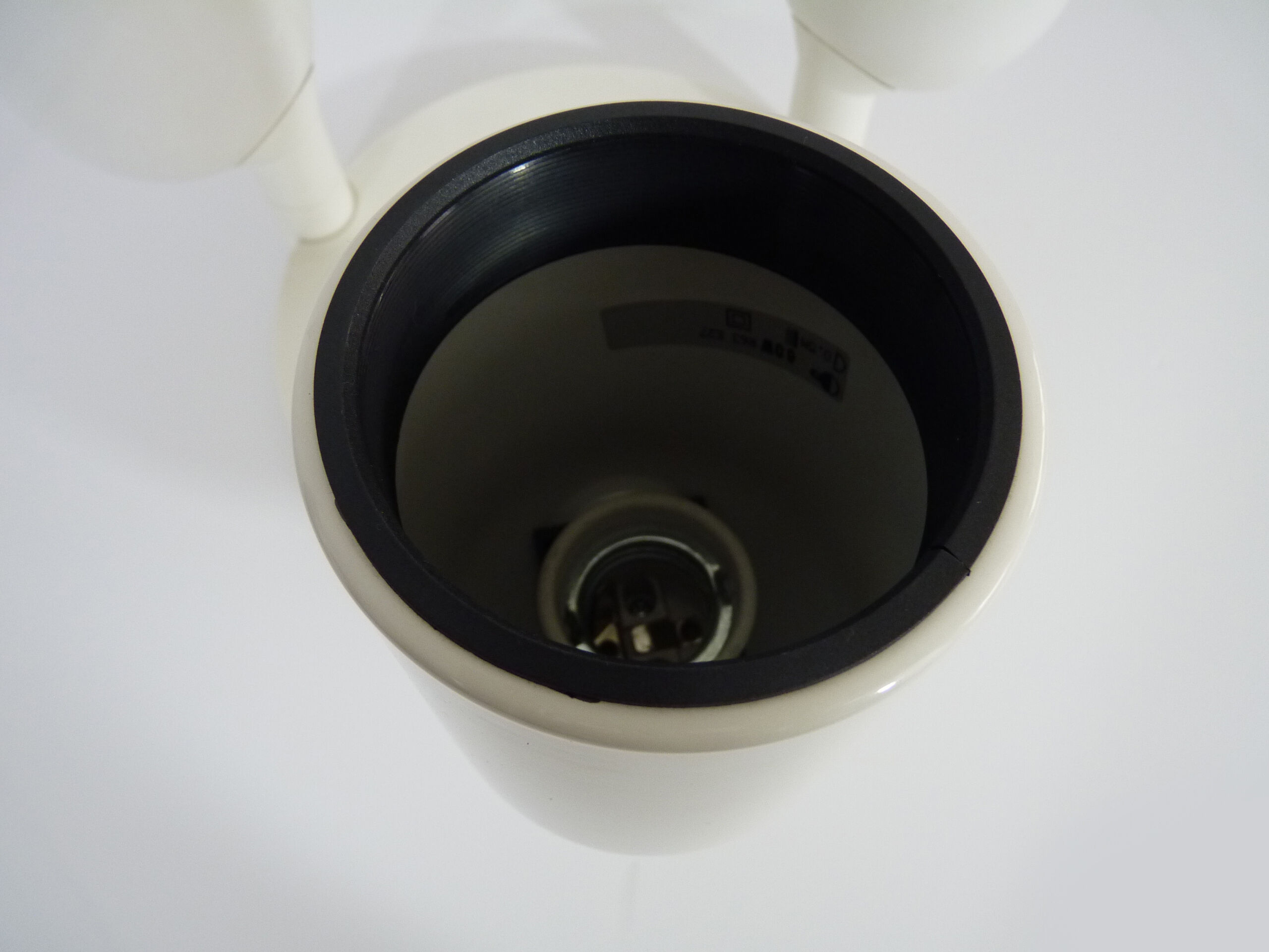 3-spot lase-white metal orientable ceiling light. Kema Keur. Year 80