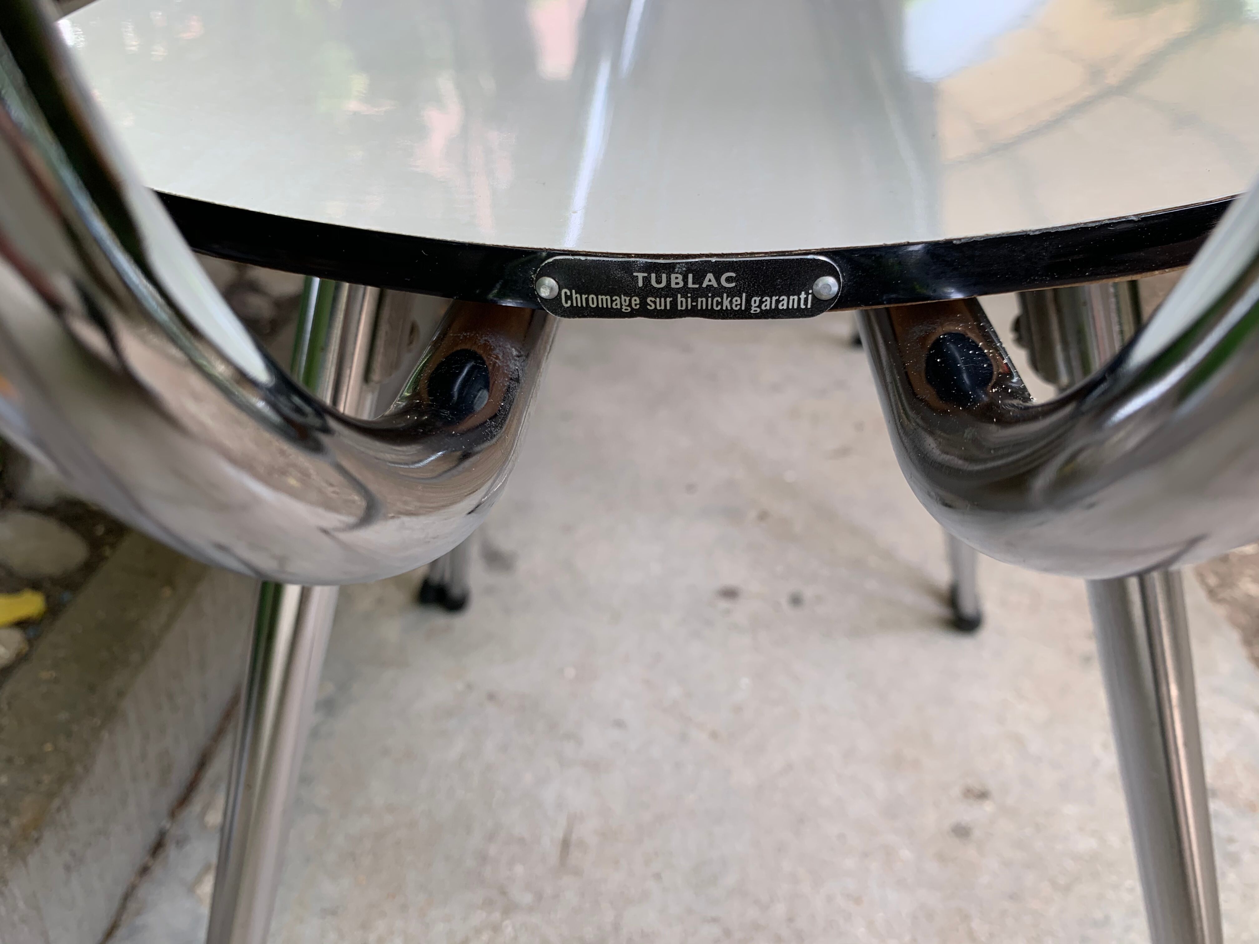 Tublac compass formica 5 chairs