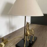 Lampe "Cheval" en laiton et socle bois