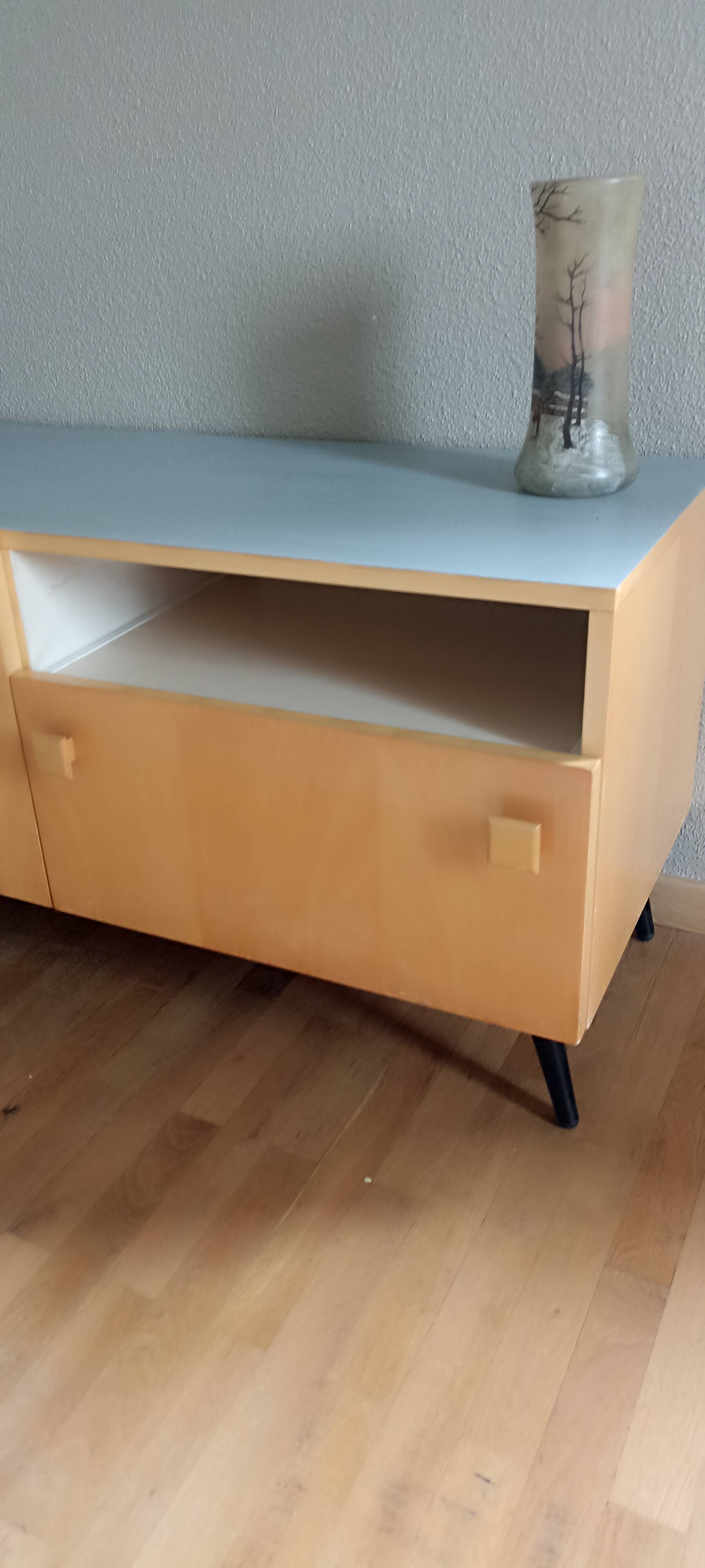 Enfilade tv vintage