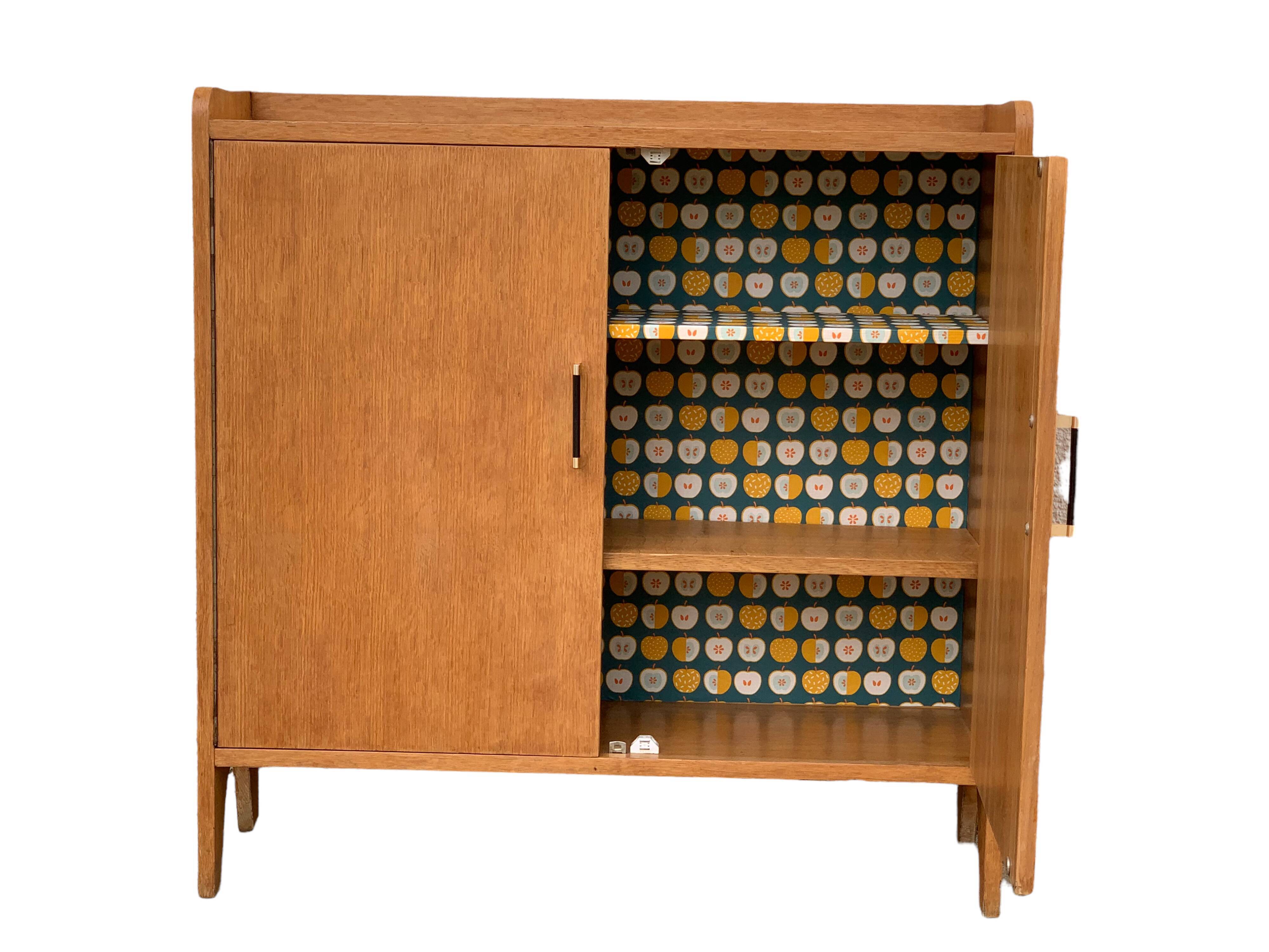 Vintage bookcase feet aileron 1950