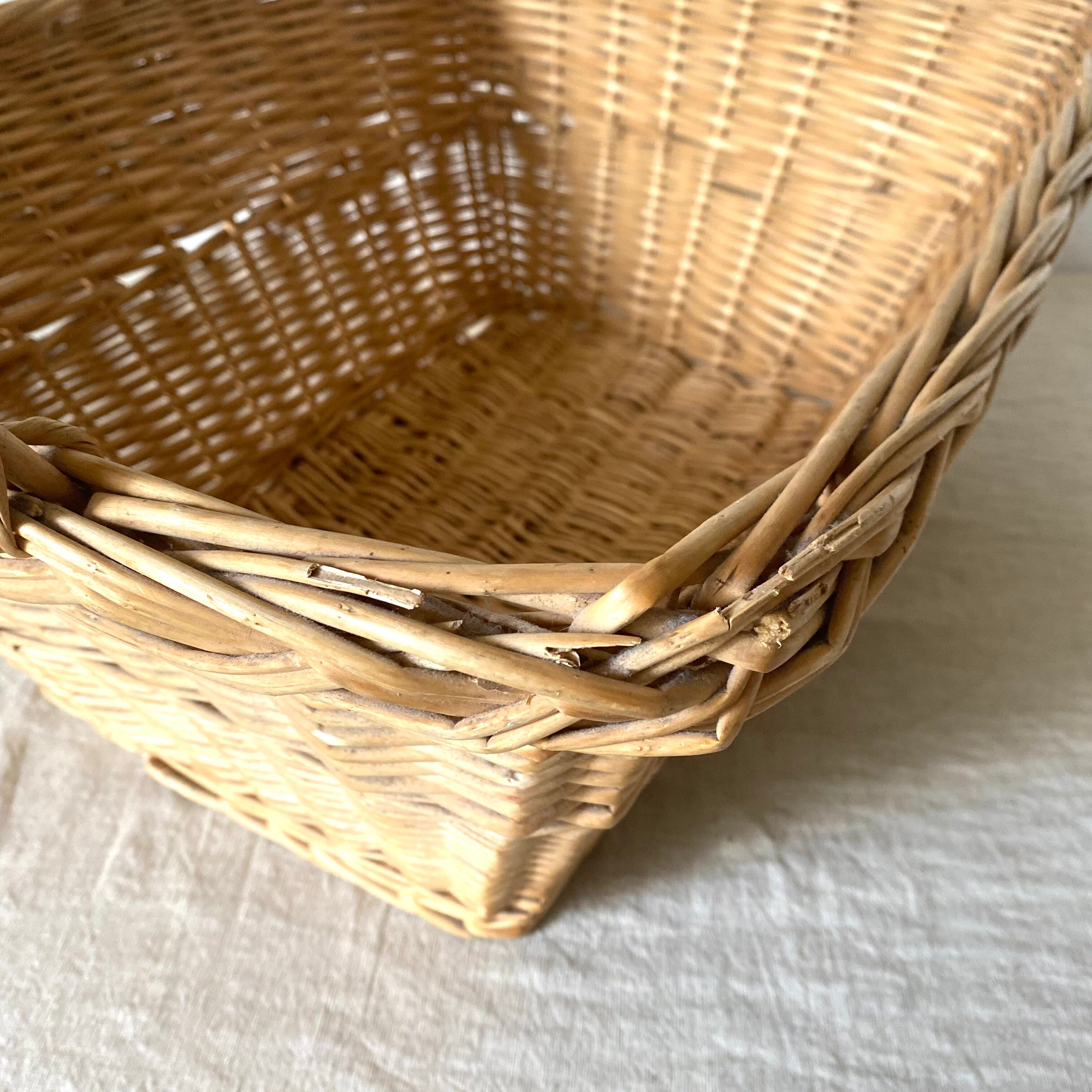 Wicker laundry rack