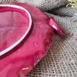 Plat en barbotine feuille rouge bordeaux