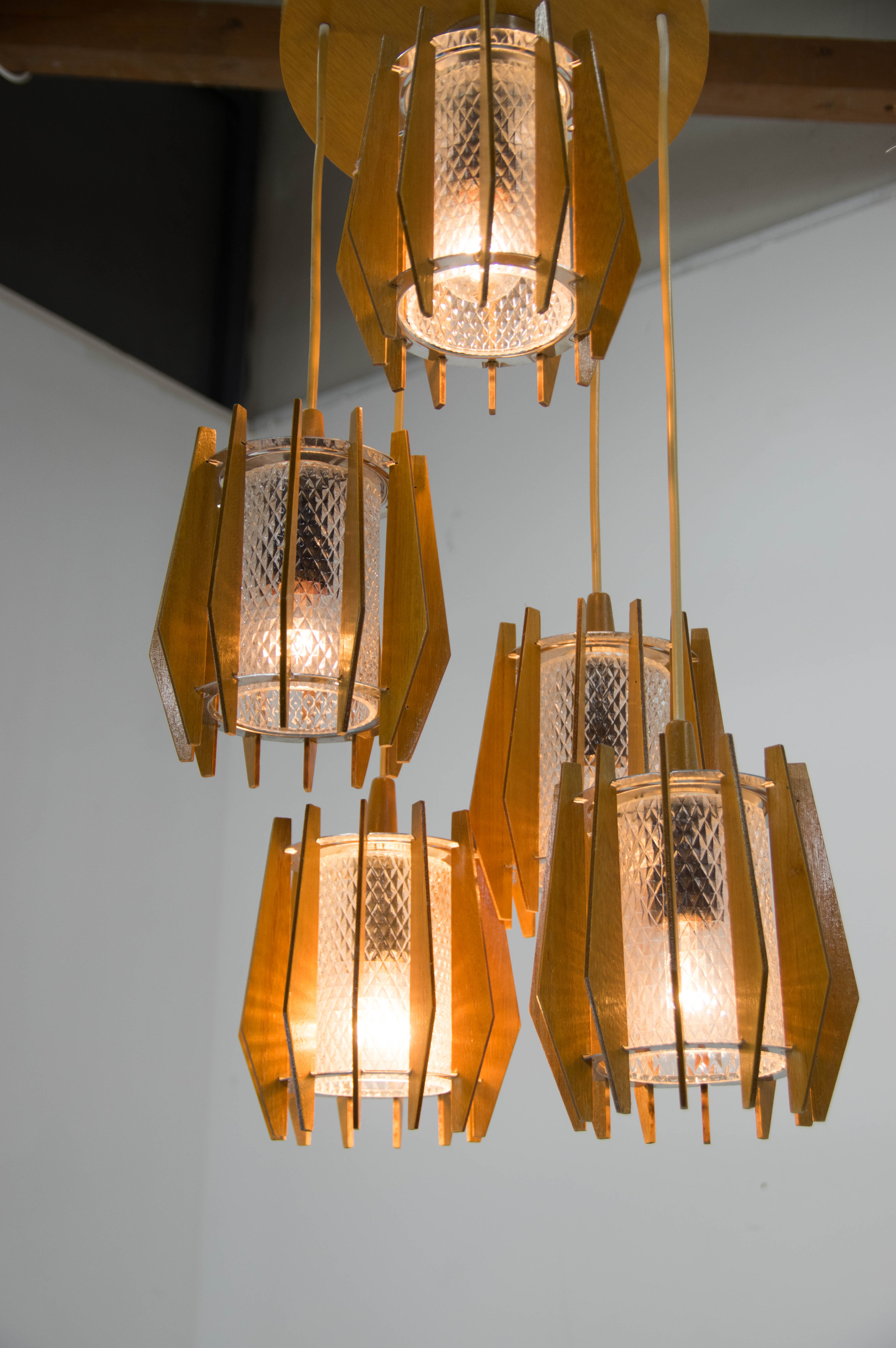 Set of chandelier and wall lamp by Drevo Humpolec, 1970