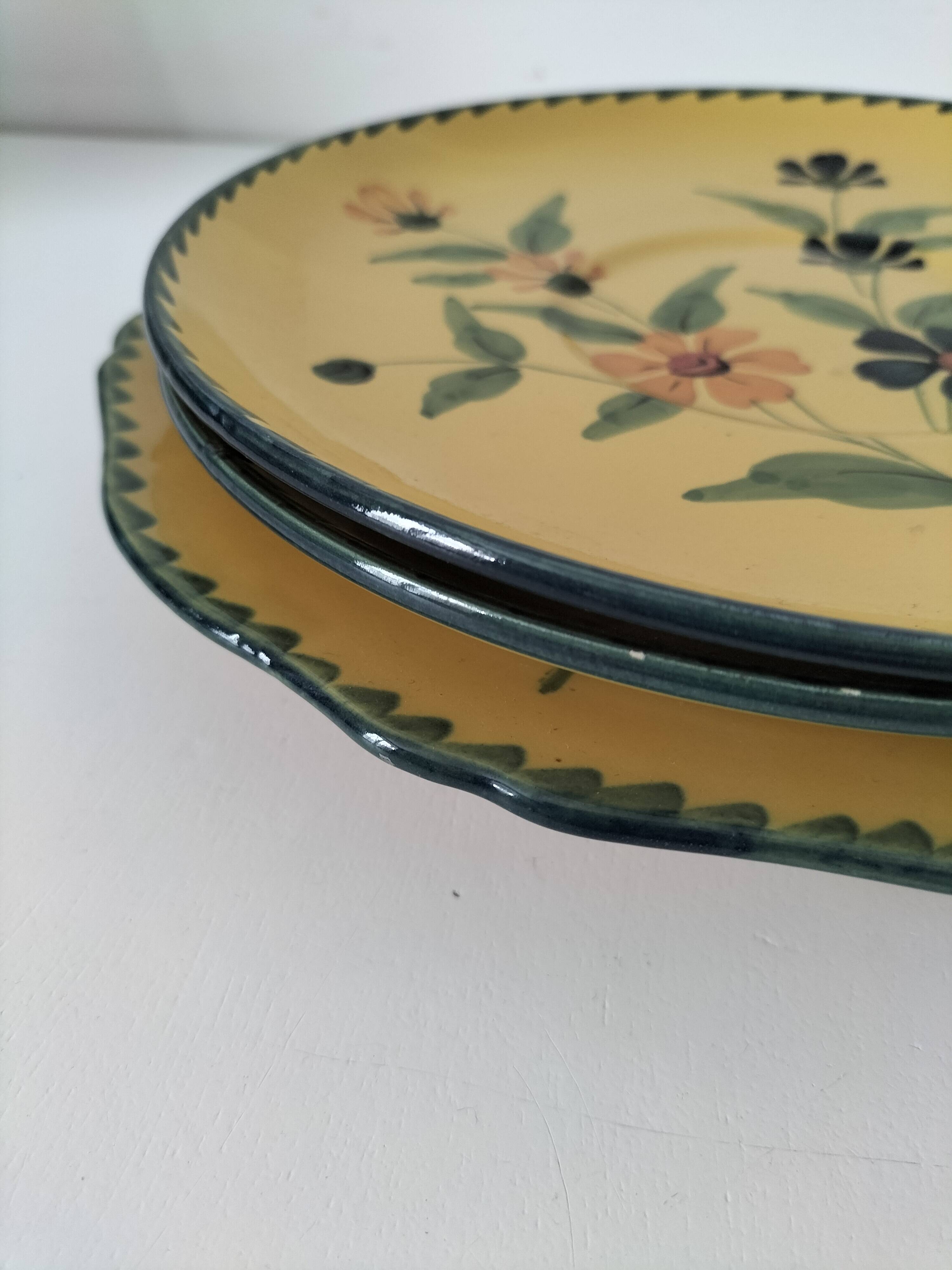 4 antique plates in hand-painted faience