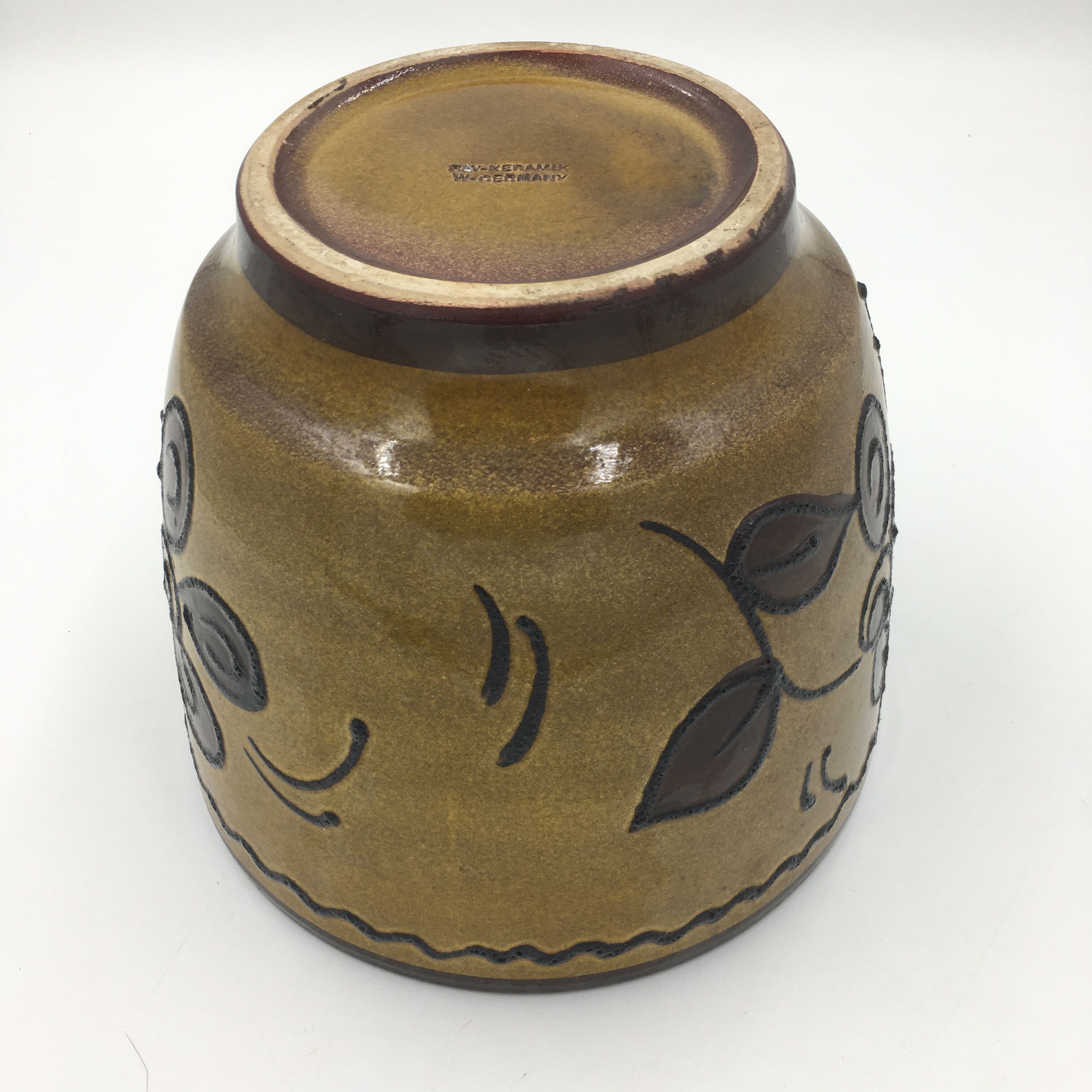 Bay ceramic pot cover
