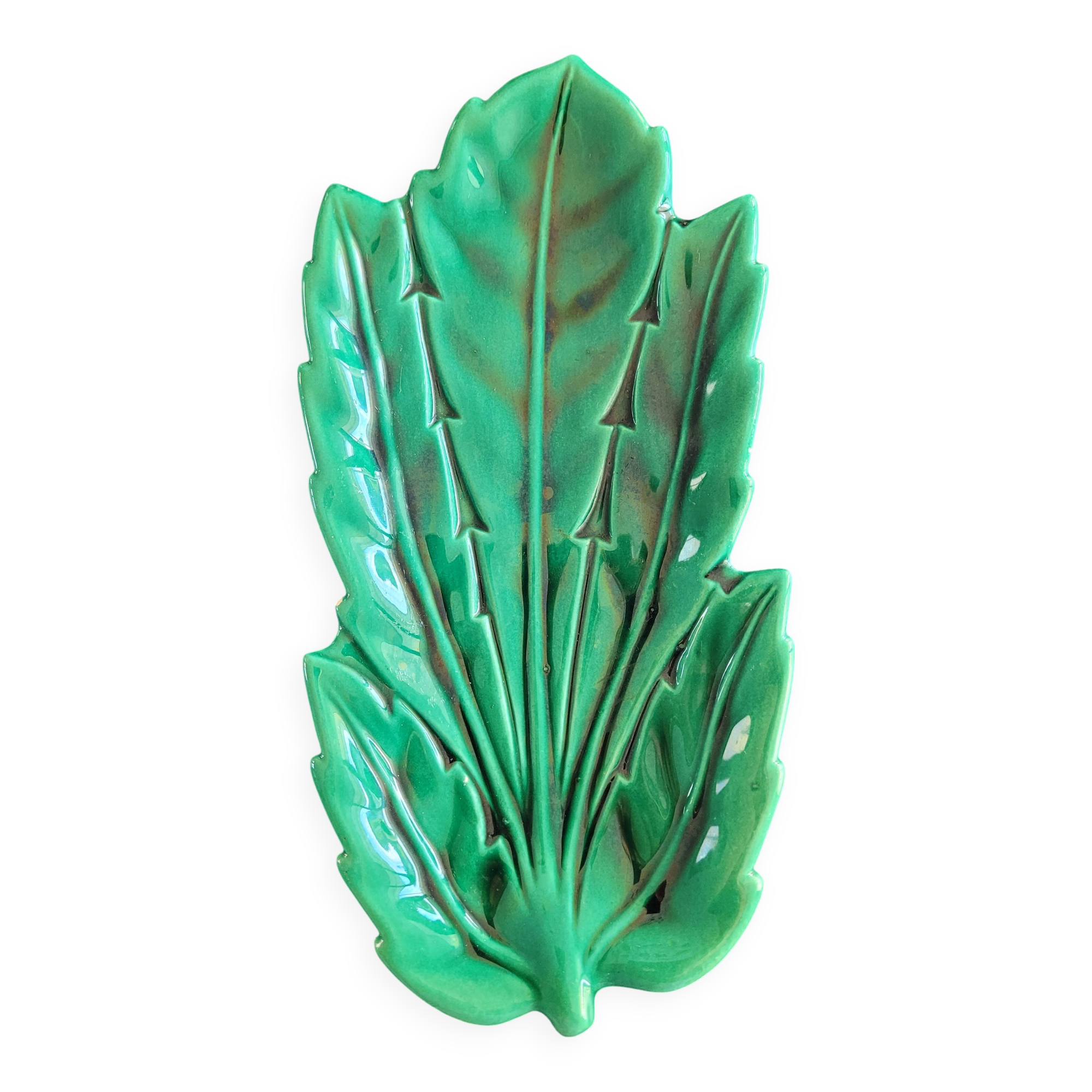 Green porcelain dandelion leaf bowl