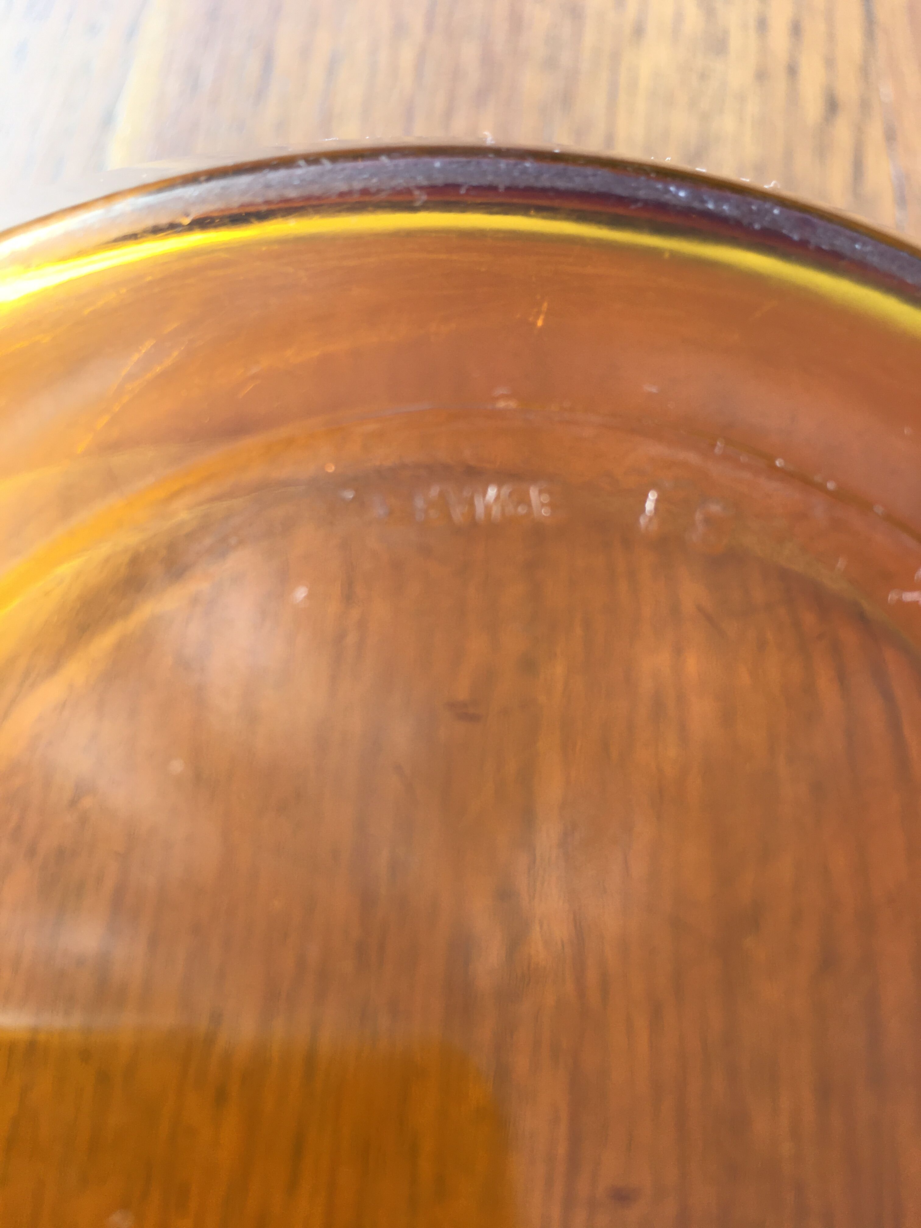 Saladier vintage en verre jaune
