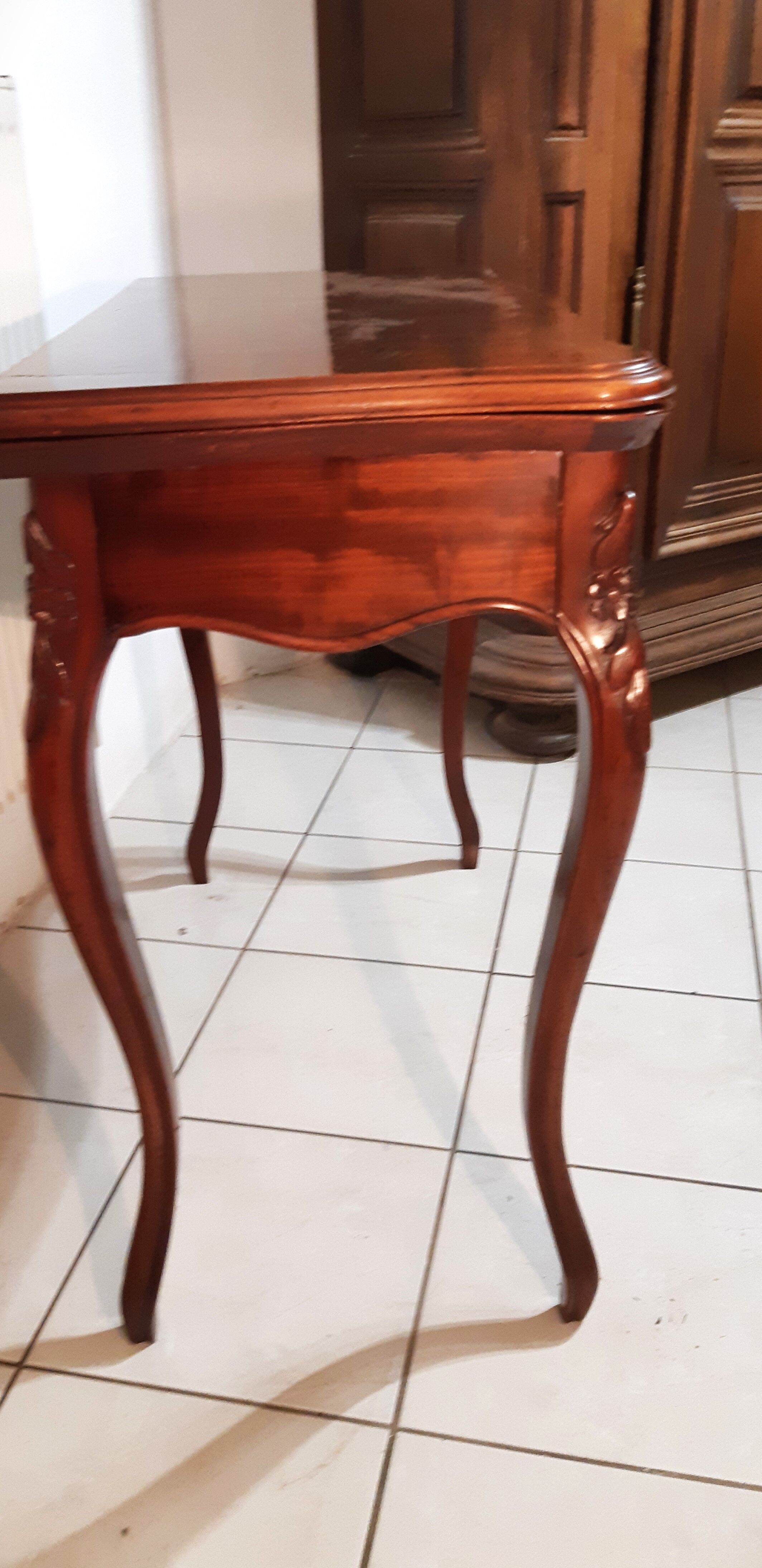Console, table of games style Louis XV late nineteenth in mahogany