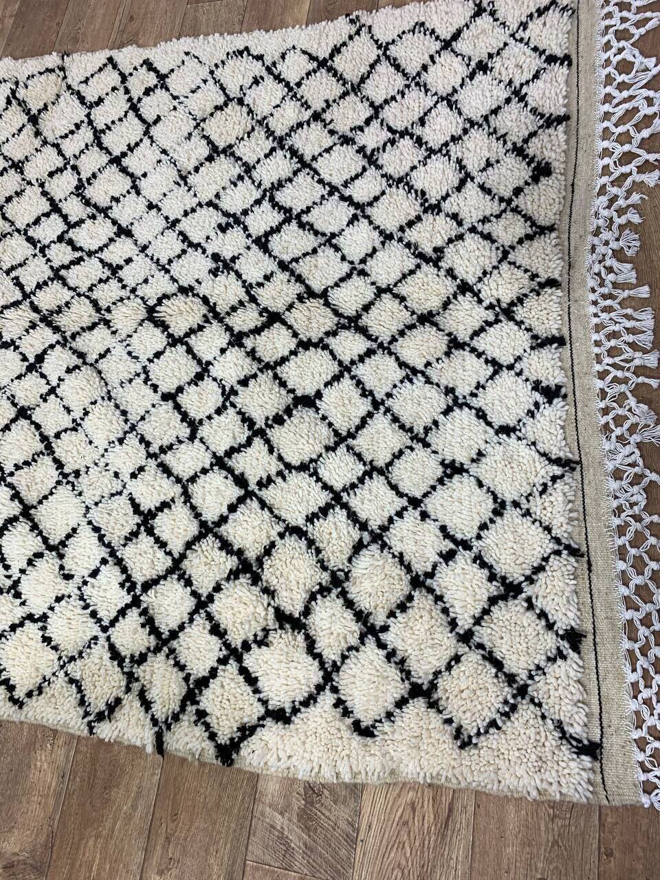 Handmade Moroccan Berber rug 260 x 156