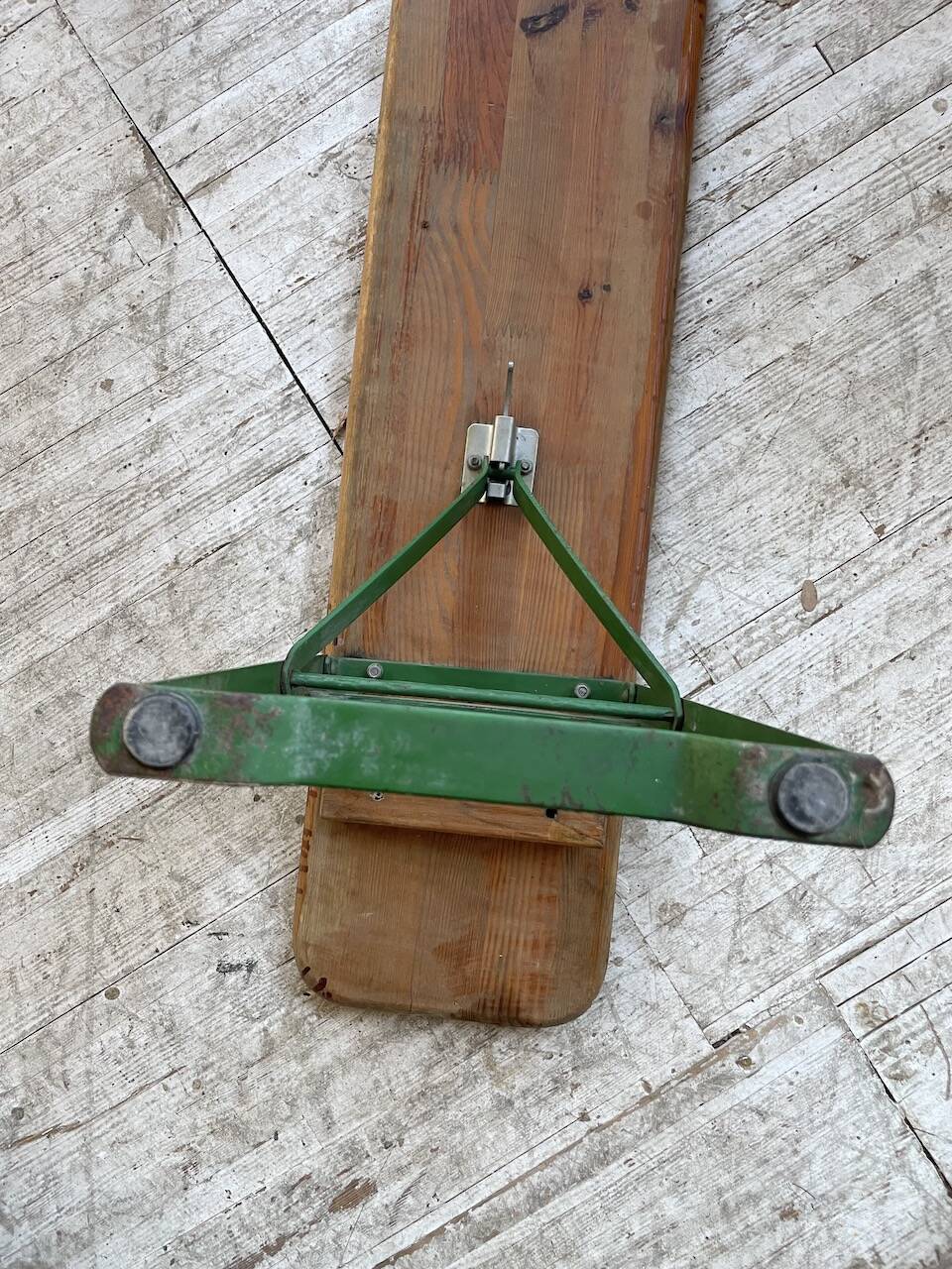 Guinguette table and its 2 benches