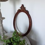 Wooden oval frame