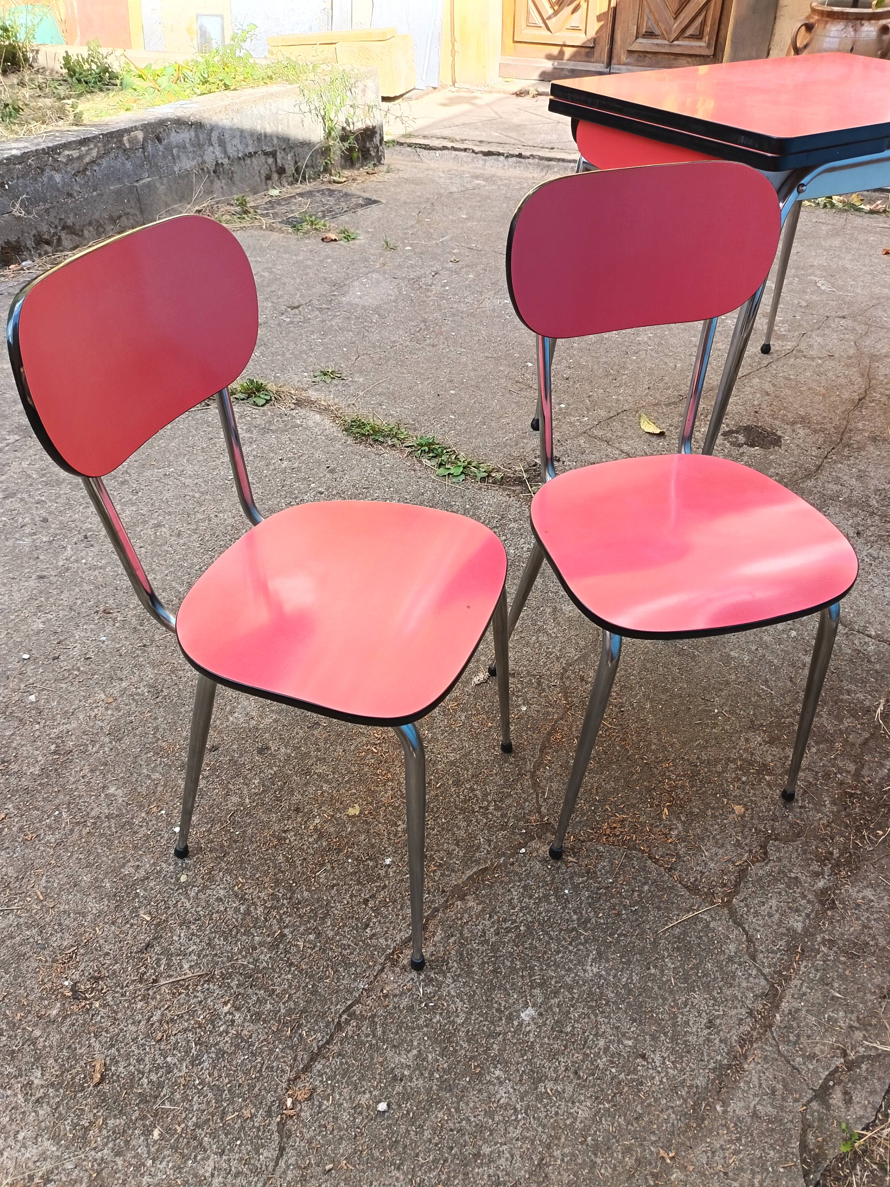 2 chaises en formica rouge années 70