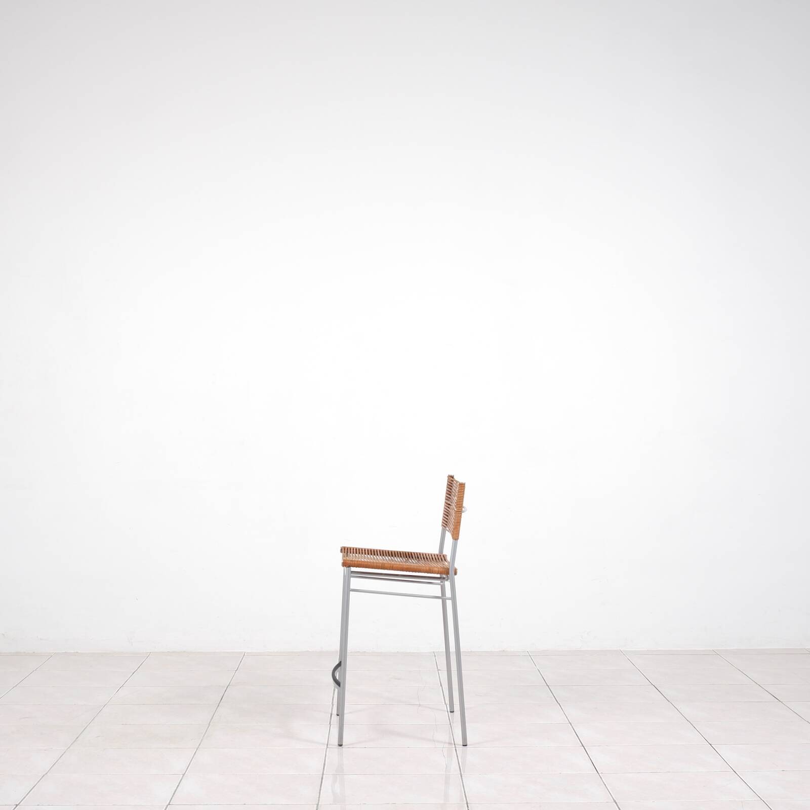 „Miss B“ steel lacquered aluminium bar stool by Tito Agnoli