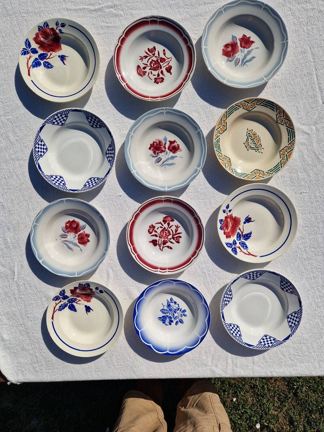 12 assiettes creuses