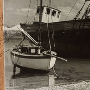 Photo d'un bateau à Roscoff, années 50