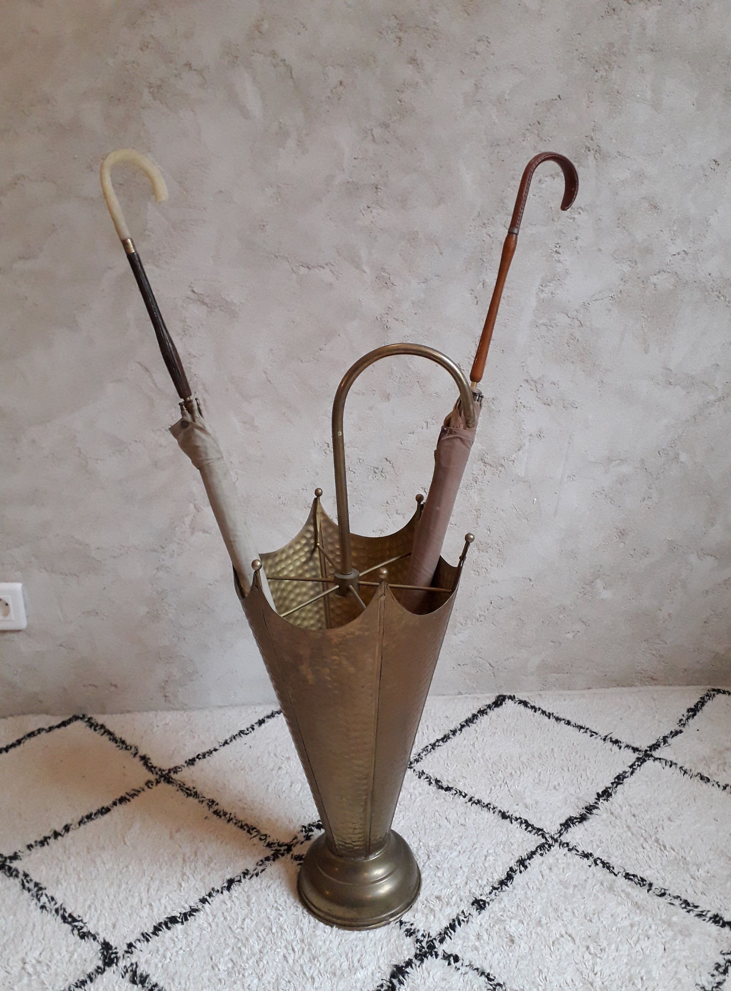 Brass umbrella holder
