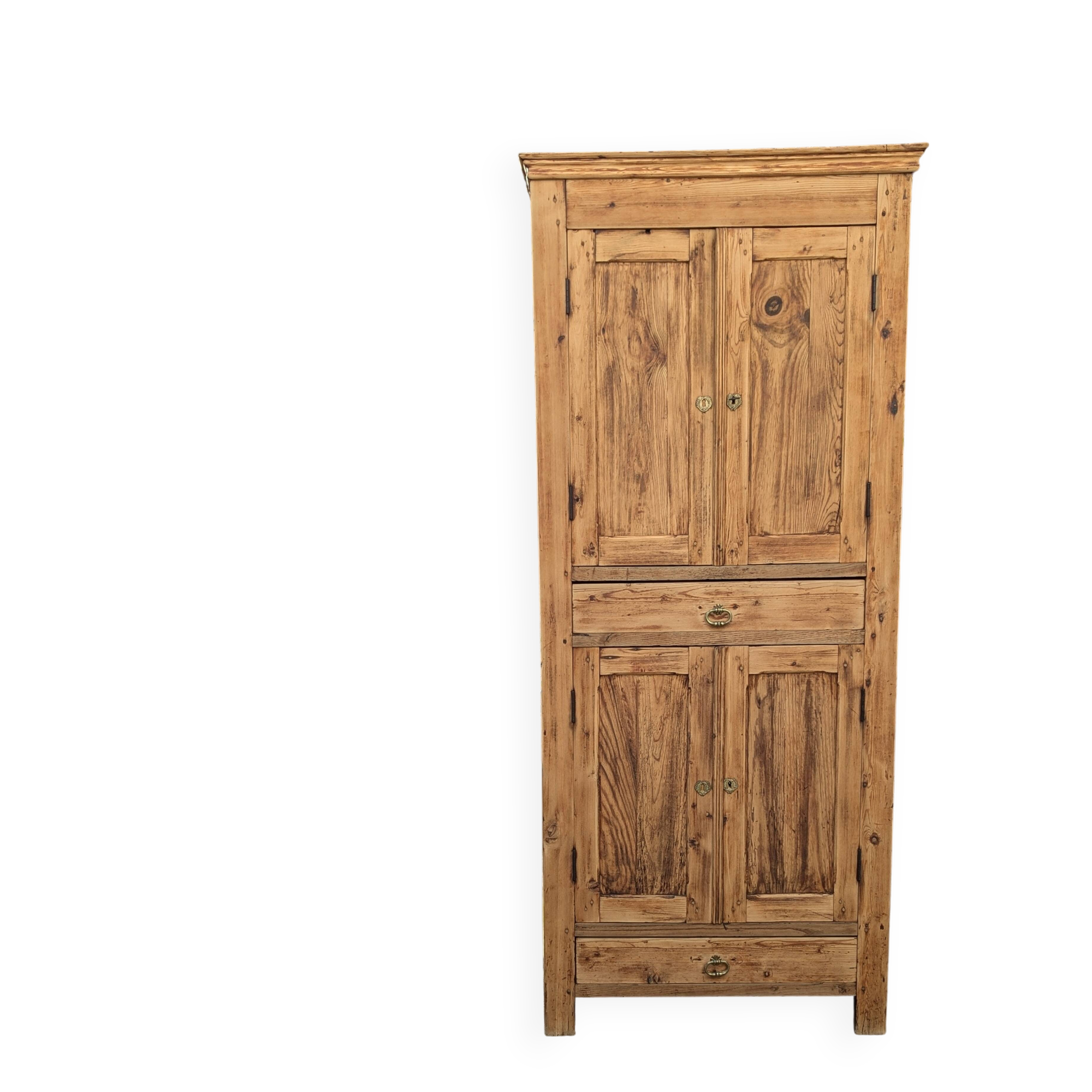 Standing man's wardrobe