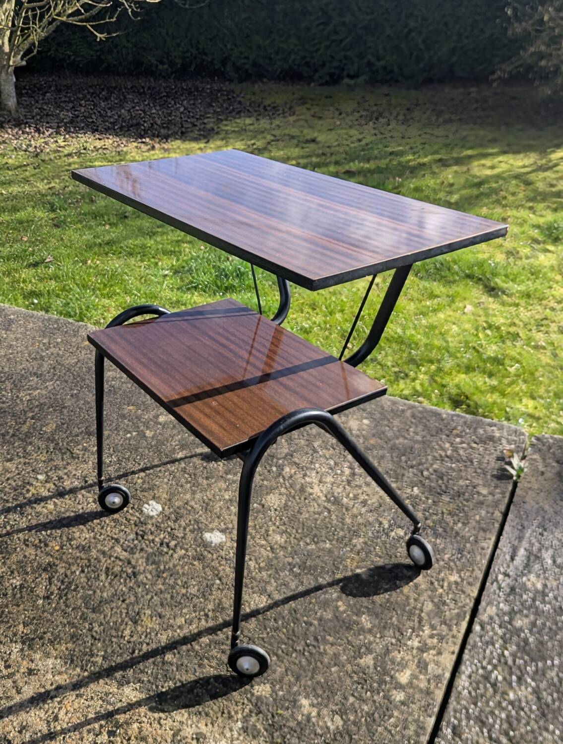 Vintage 50s 60s design rolling serving table
