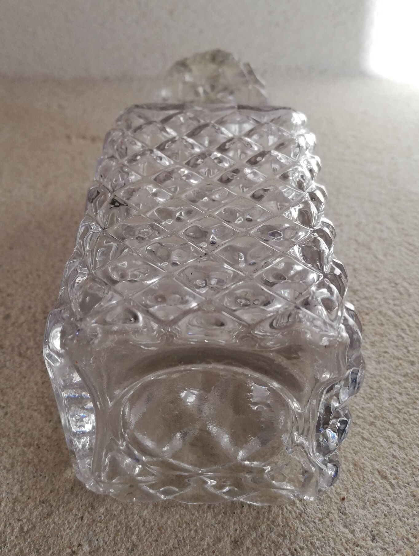 Glass whisky decanter