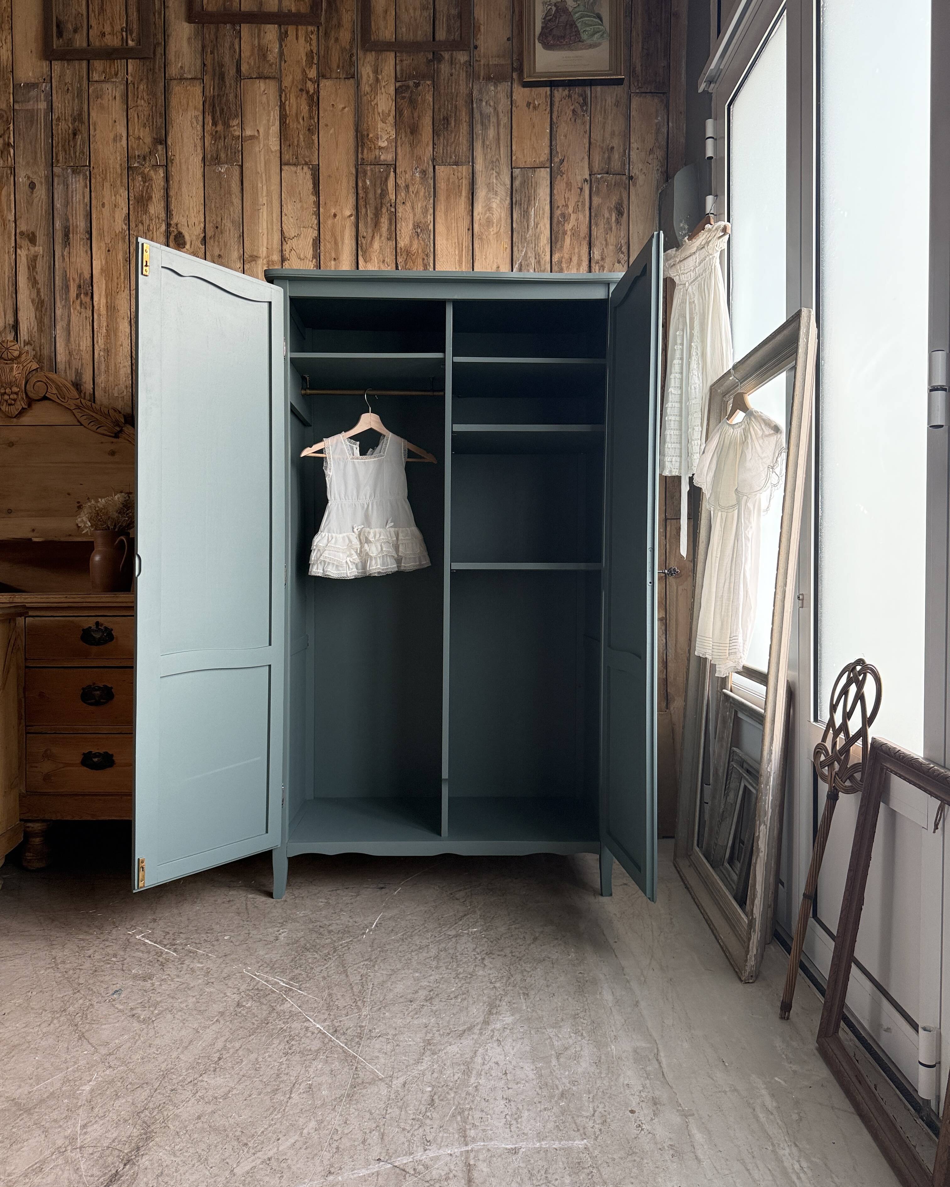Vintage grey-green wardrobe (renovated)
