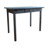 Metal kitchen table with gray speckled enameled top from the 1940s