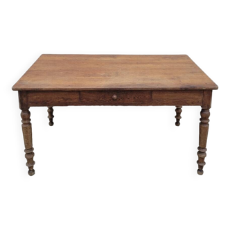 Rustic farm table in solid oak, Louis Philippe legs, 19th century - 1m40