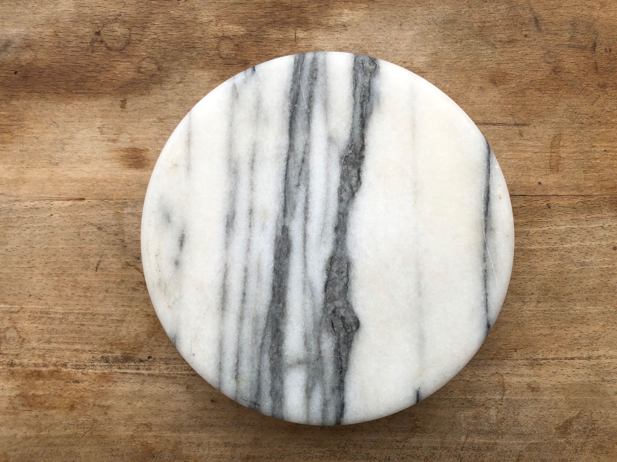 70' white marble ashtray