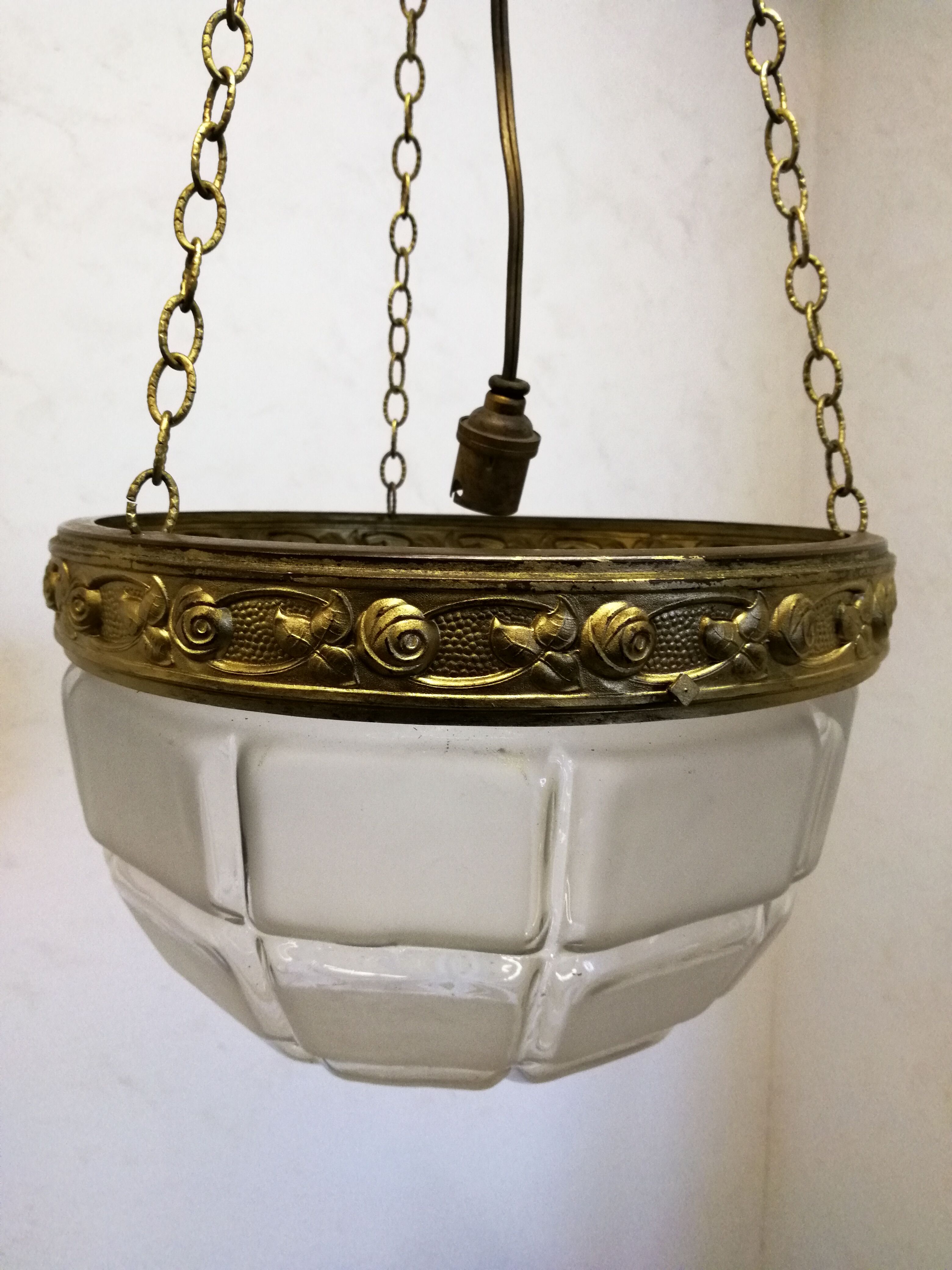 Glass suspension. Art Deco