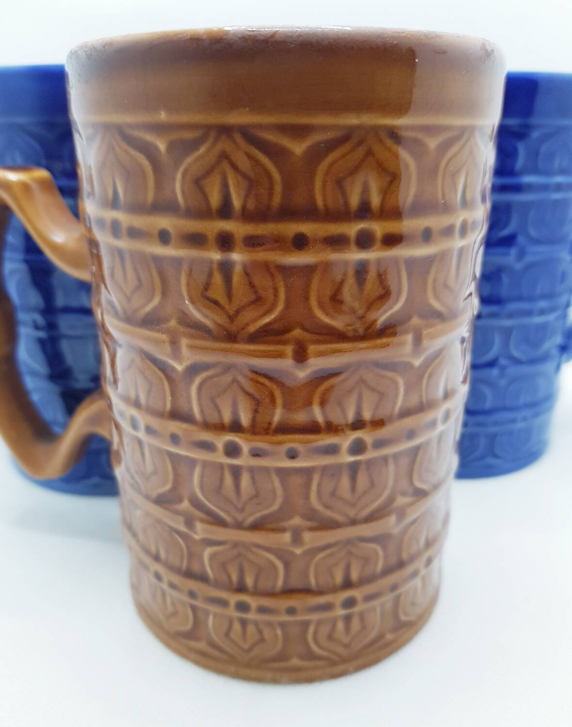 3 chopes à bière en céramique (Angleterre)