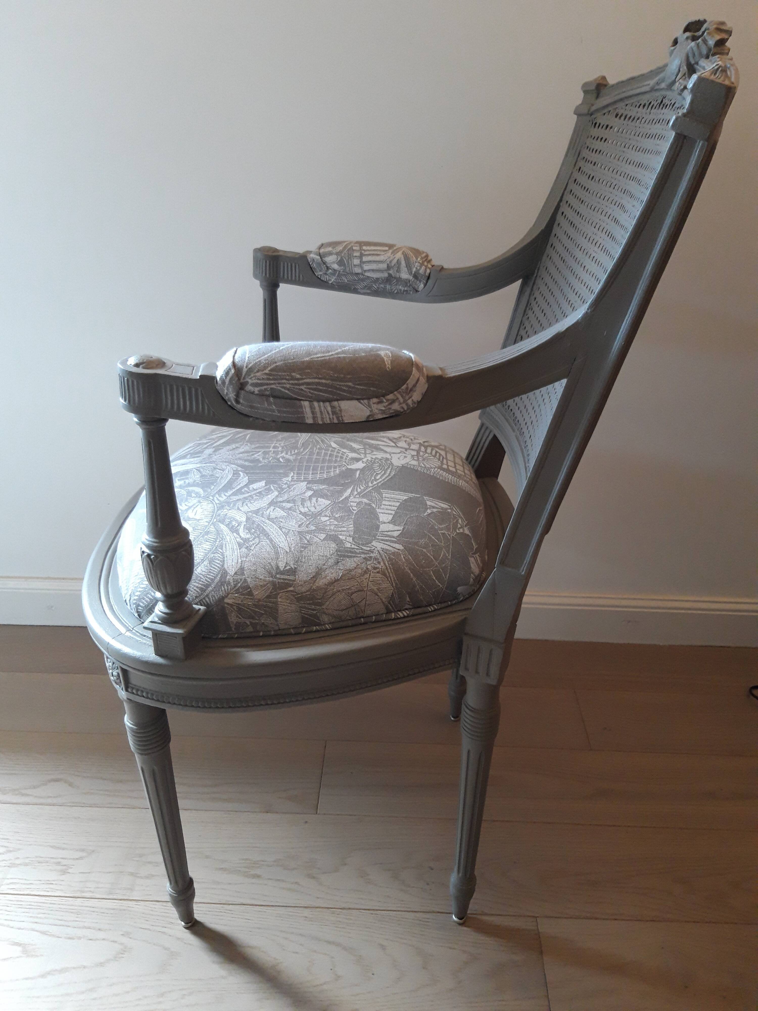 Louis XI convertible armchair