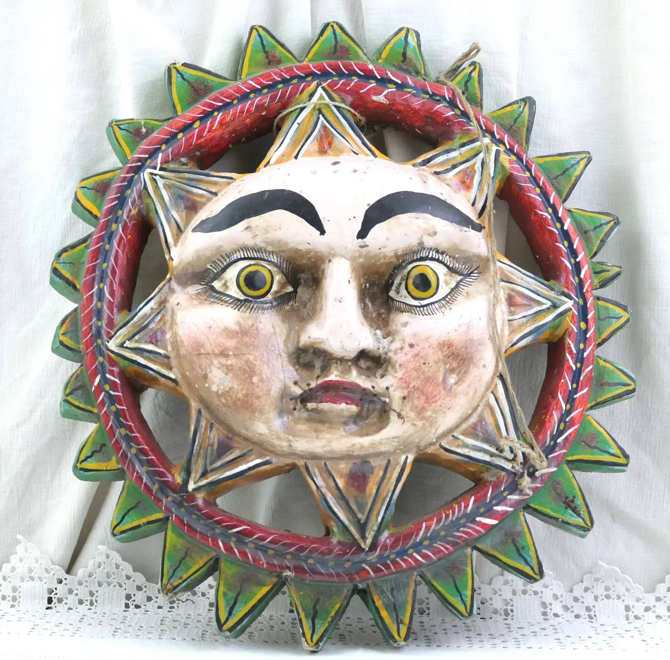 Masque de soleil mexicain vintage en bois sculpté à la main avec laque de couleur vive, art mural décoratif traditionnel rétro d'Amérique du Sud