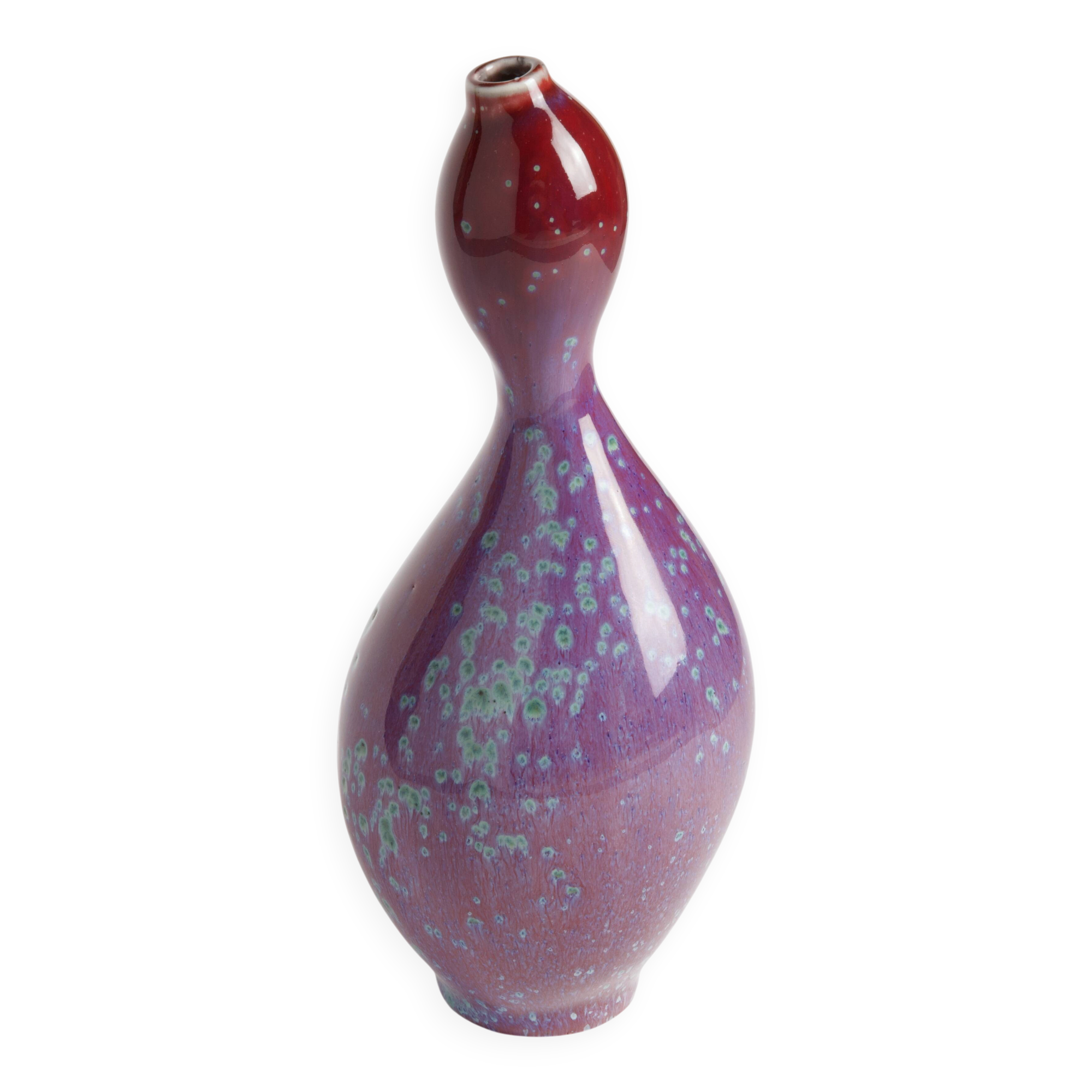 Porcelain vase with peacock glaze by Matsuyama Gaei, first generation.