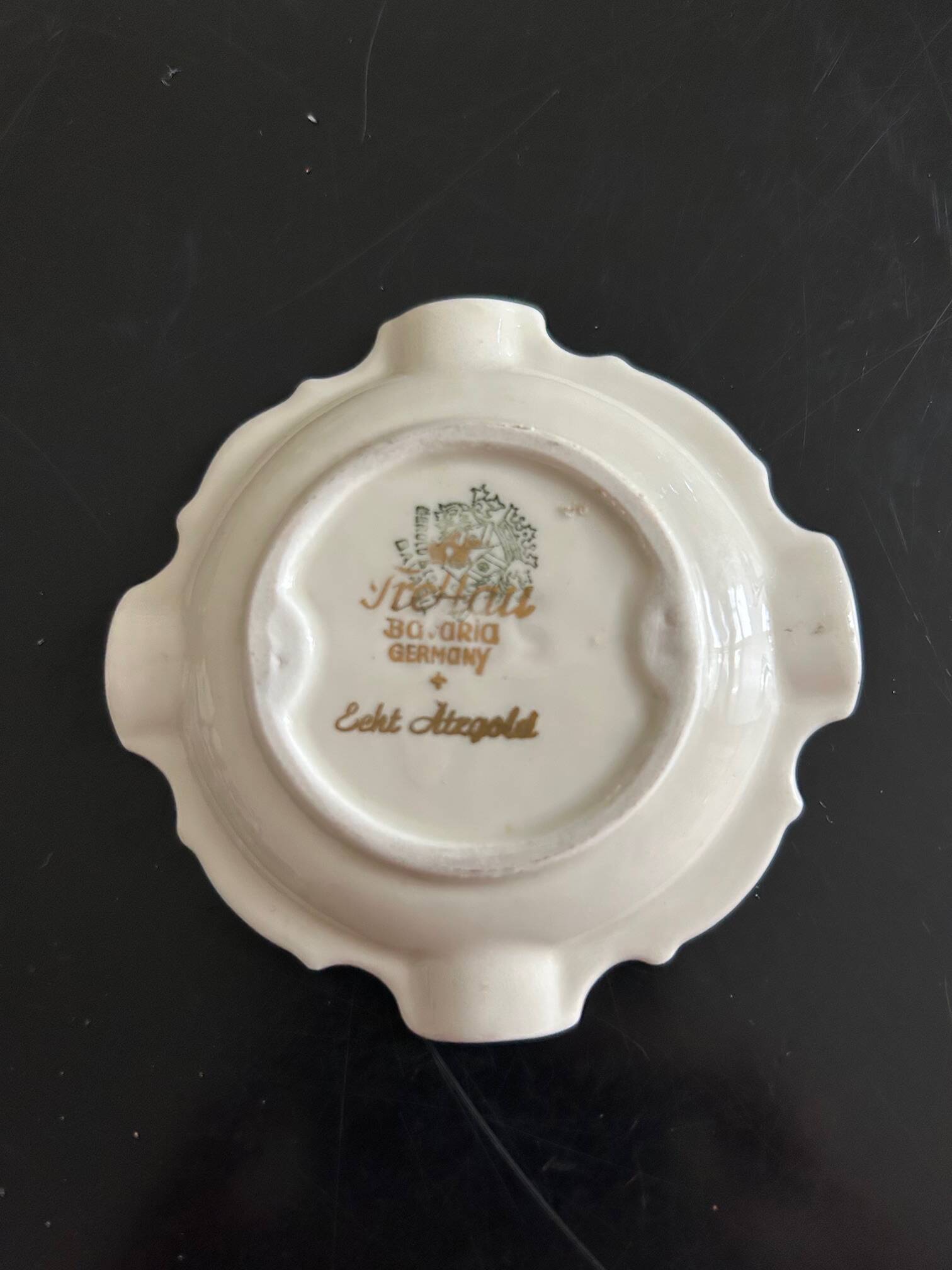 Tettau Bavaria individual ashtrays