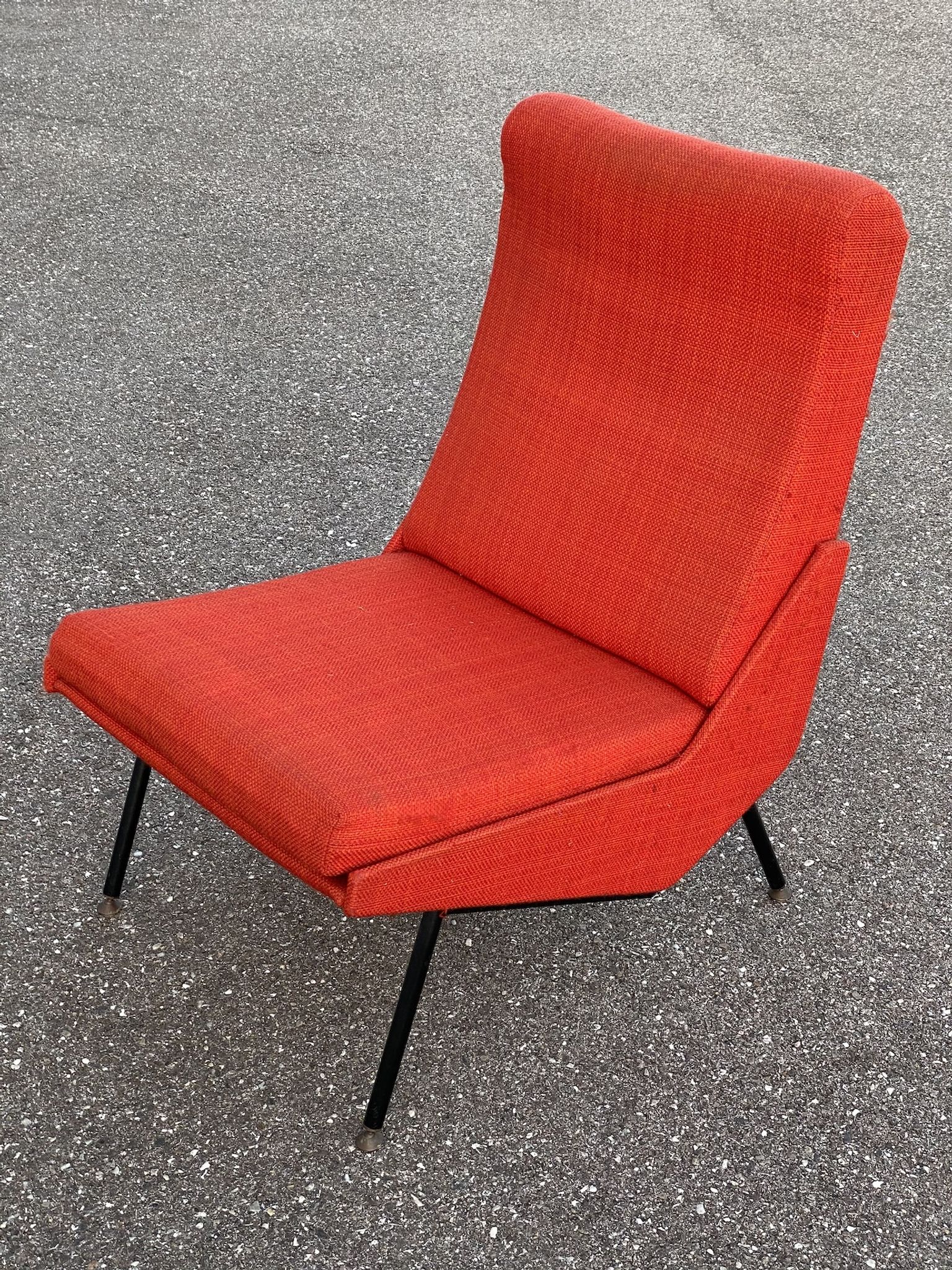 Troika design seat Paul Geoffroy edited by Airborne