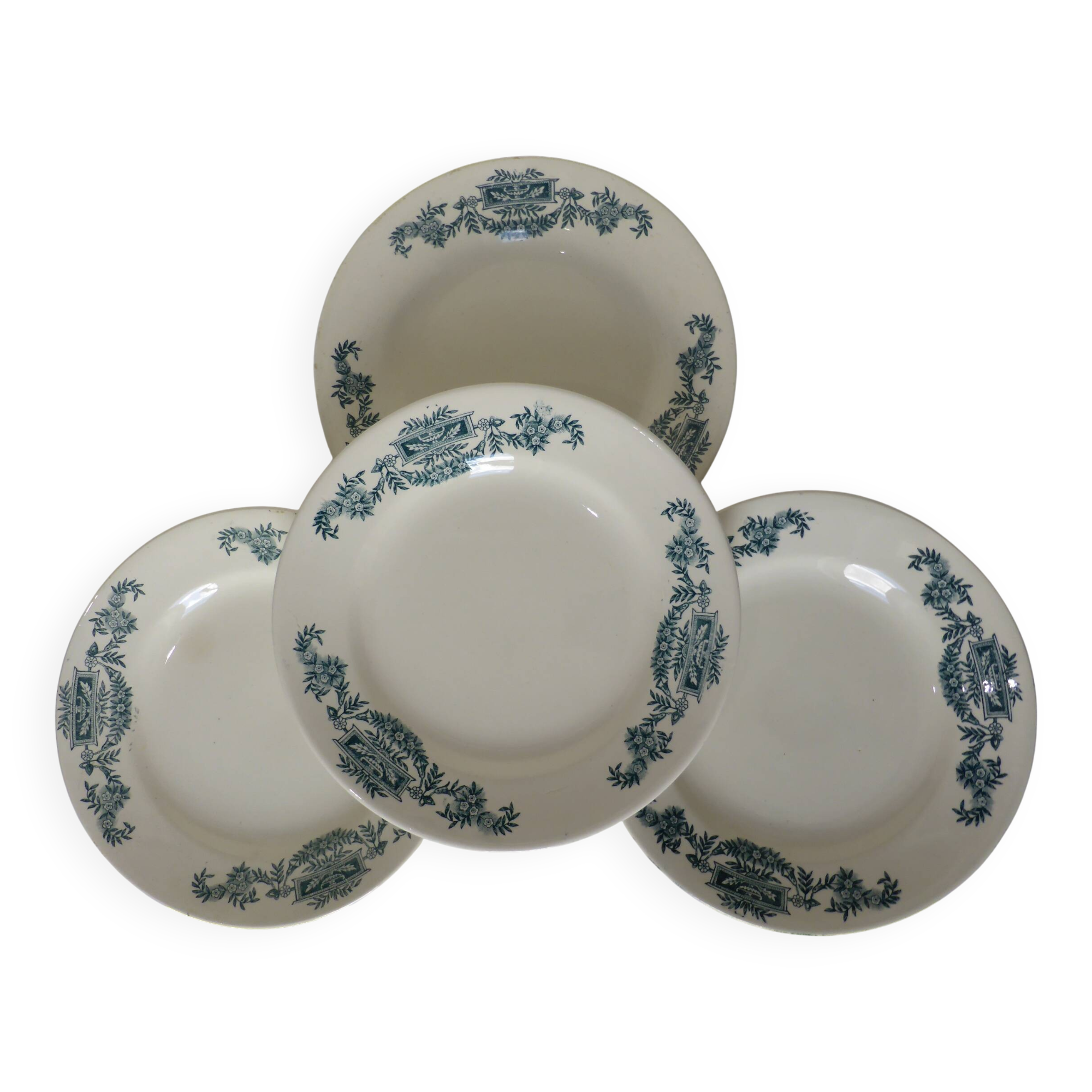 4 Longchamp ironstone dinner plates, Lutèce pattern 220602