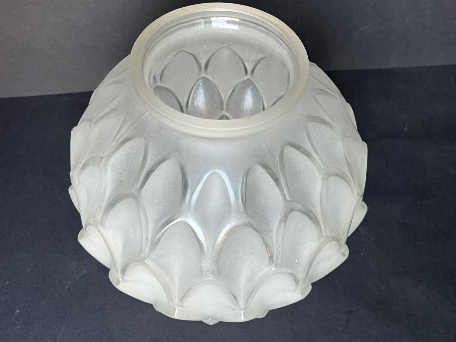 Artichoke vase by Pierre d'Avesn