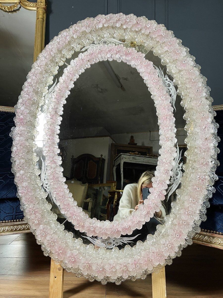 Oval Venice mirror from the 50s in Murano glass