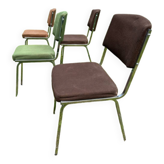 4 chaises empilables 1970