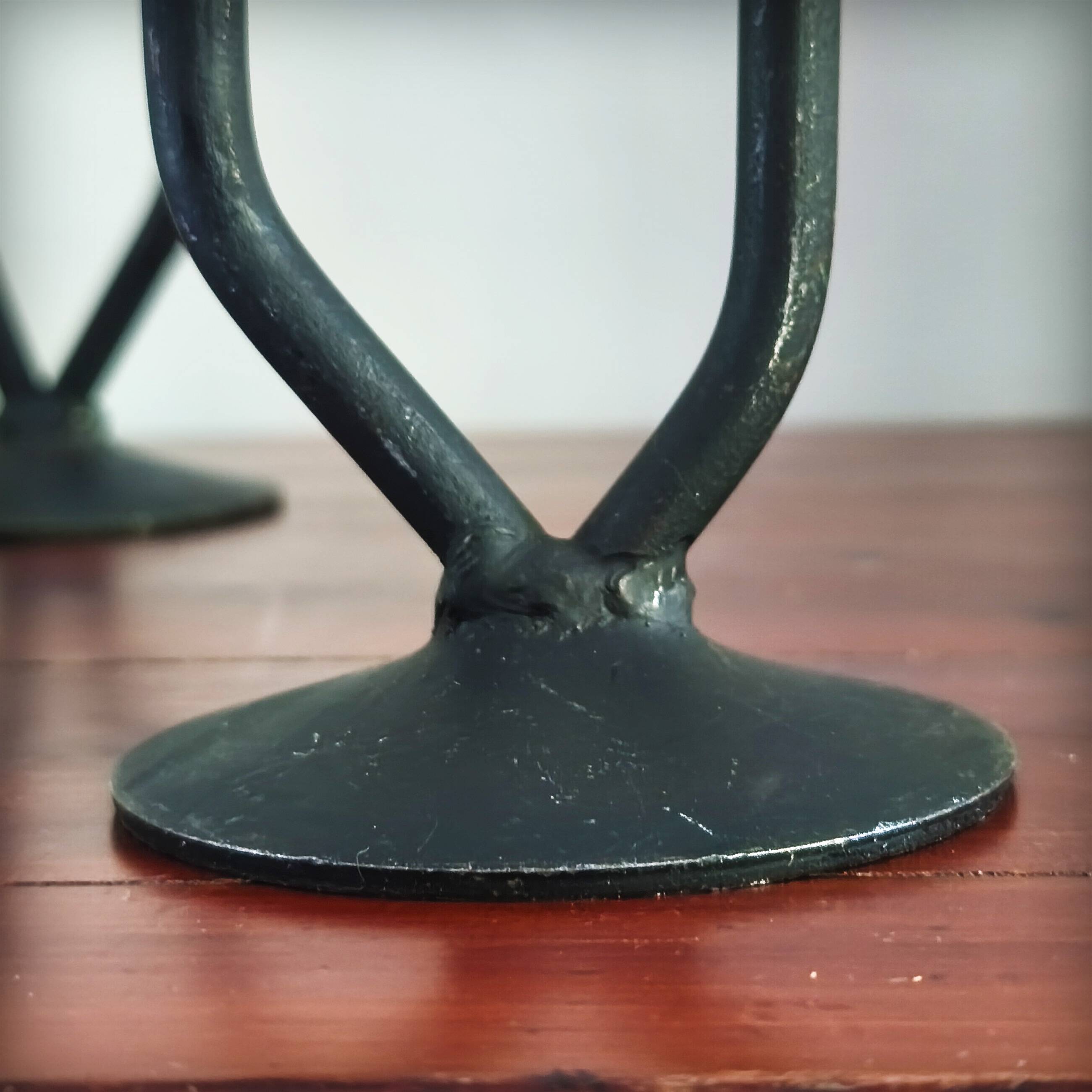 Pair of postmodern brutalist candlesticks in wrought iron, France, 1980s