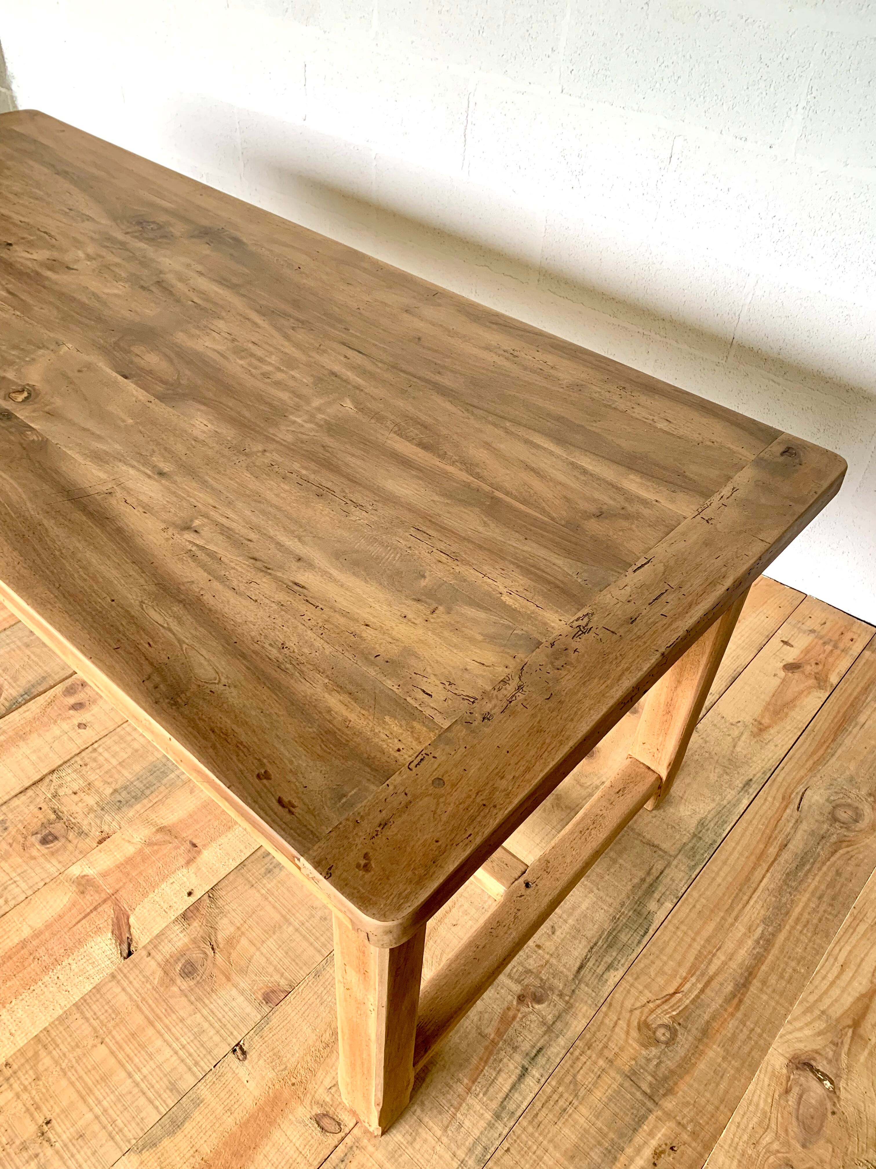 Farmhouse table