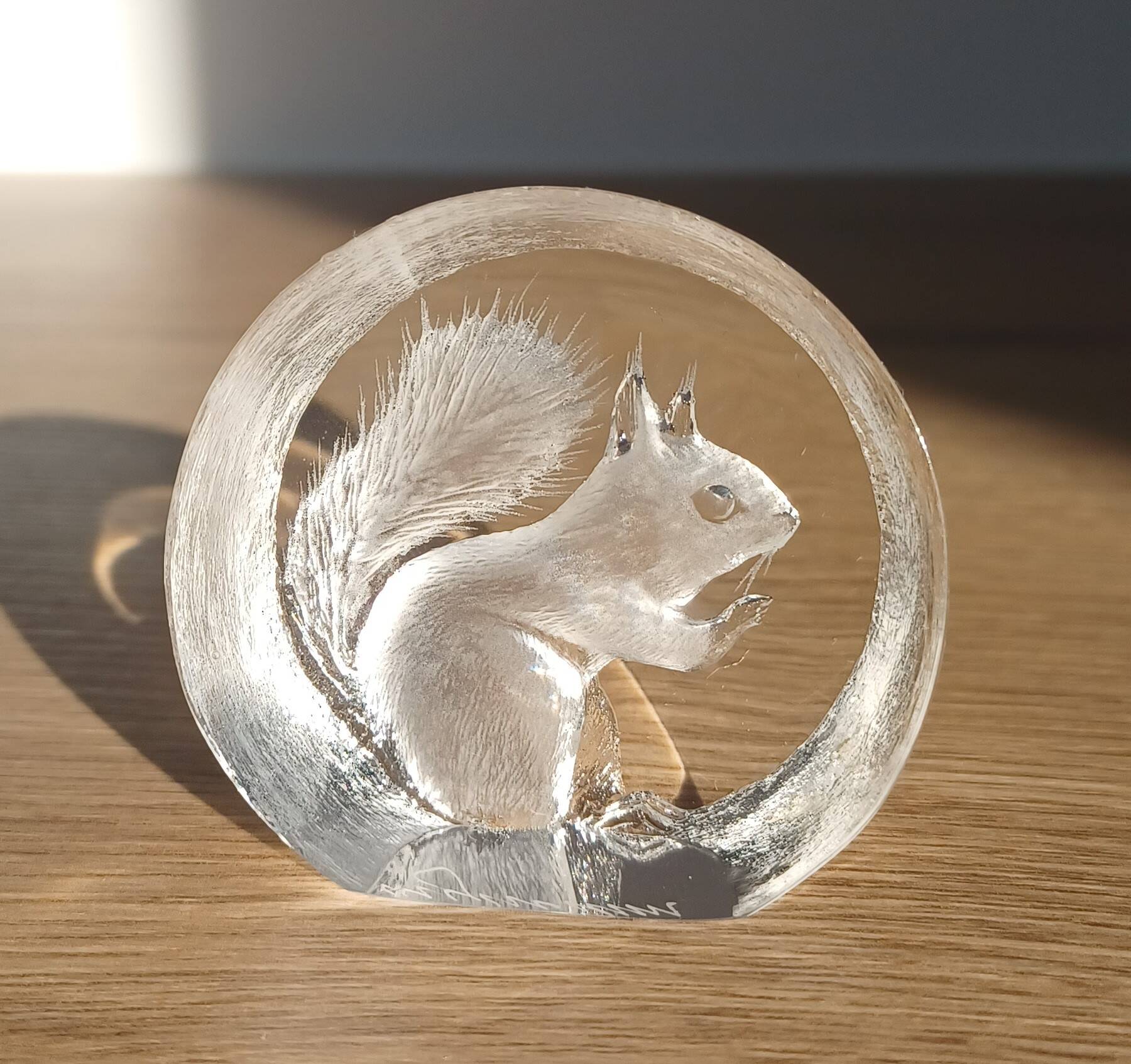 Crystal Squirrel figurine by Mats Jonasson.