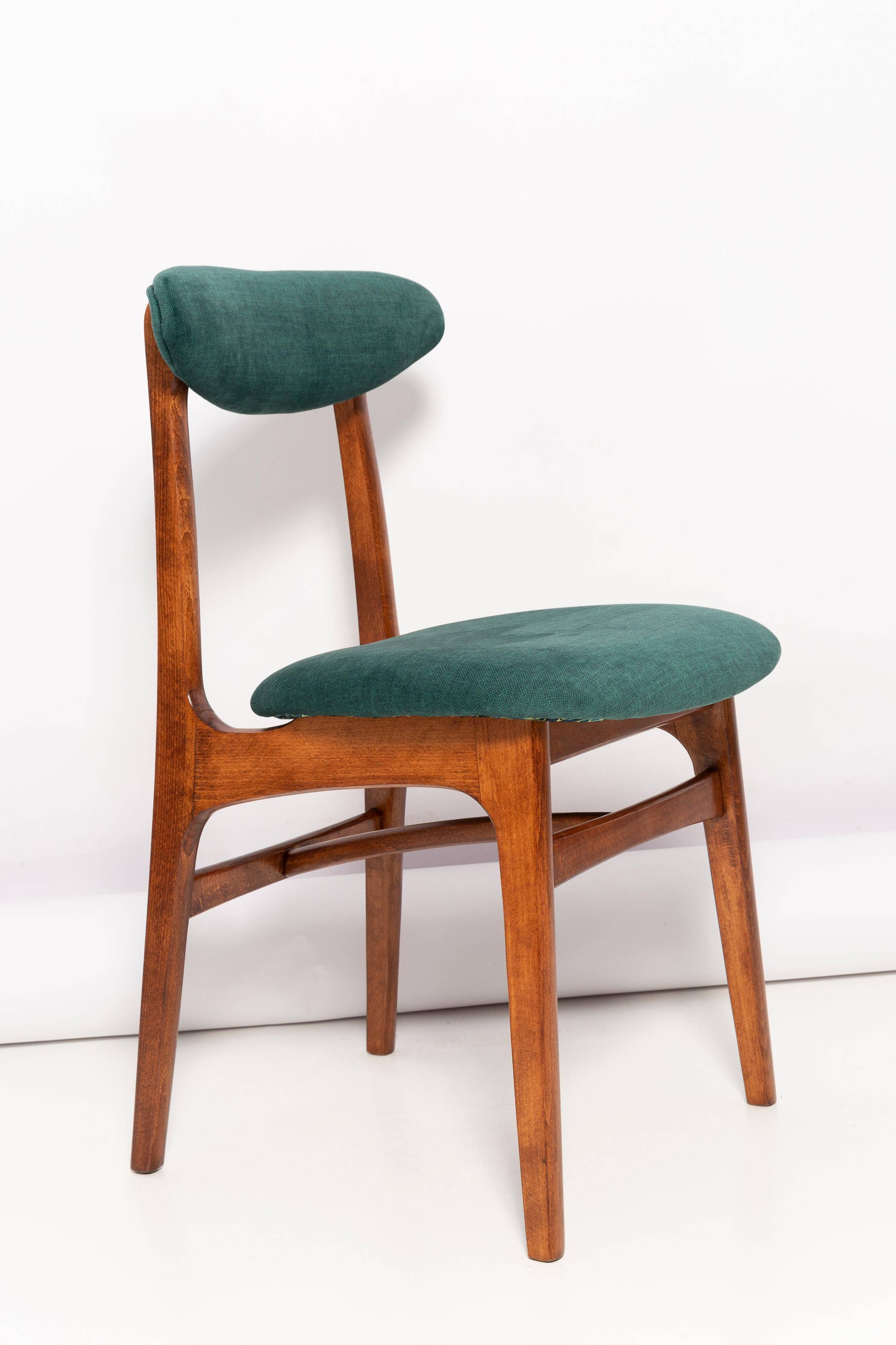 Green velvet Mid-Century chair designed by Rajmund Hałas, Poland, 1960s.