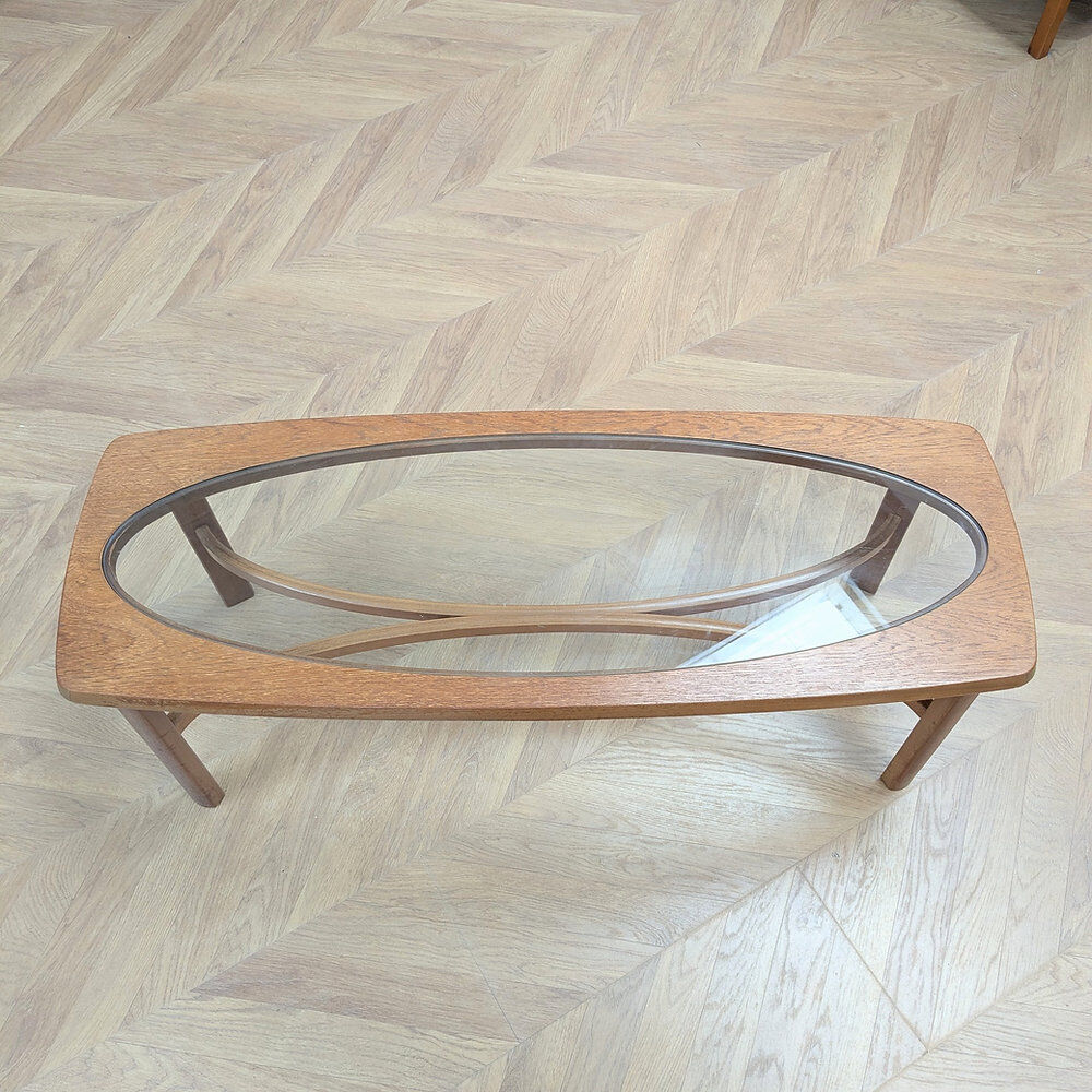 Vintage Nathan coffee table in teak and glass, 1960s.