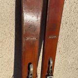 Vintage skiing