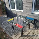 Vintage postmodern dinertable