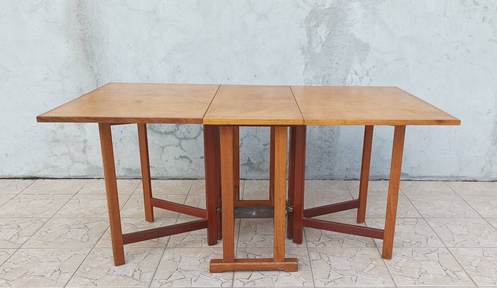 Folding table in beech from 1950